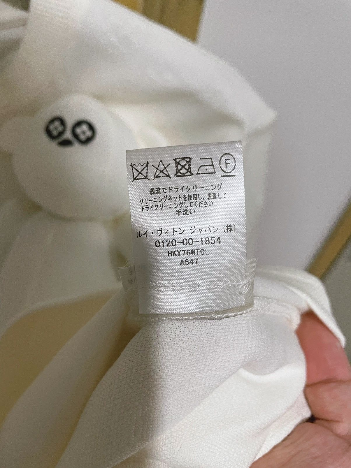 Louis Vuitton Louis Vuitton LV WHT Monogram doll t-shirts tee Size US XS / EU 42 / 0 - 8 Thumbnail