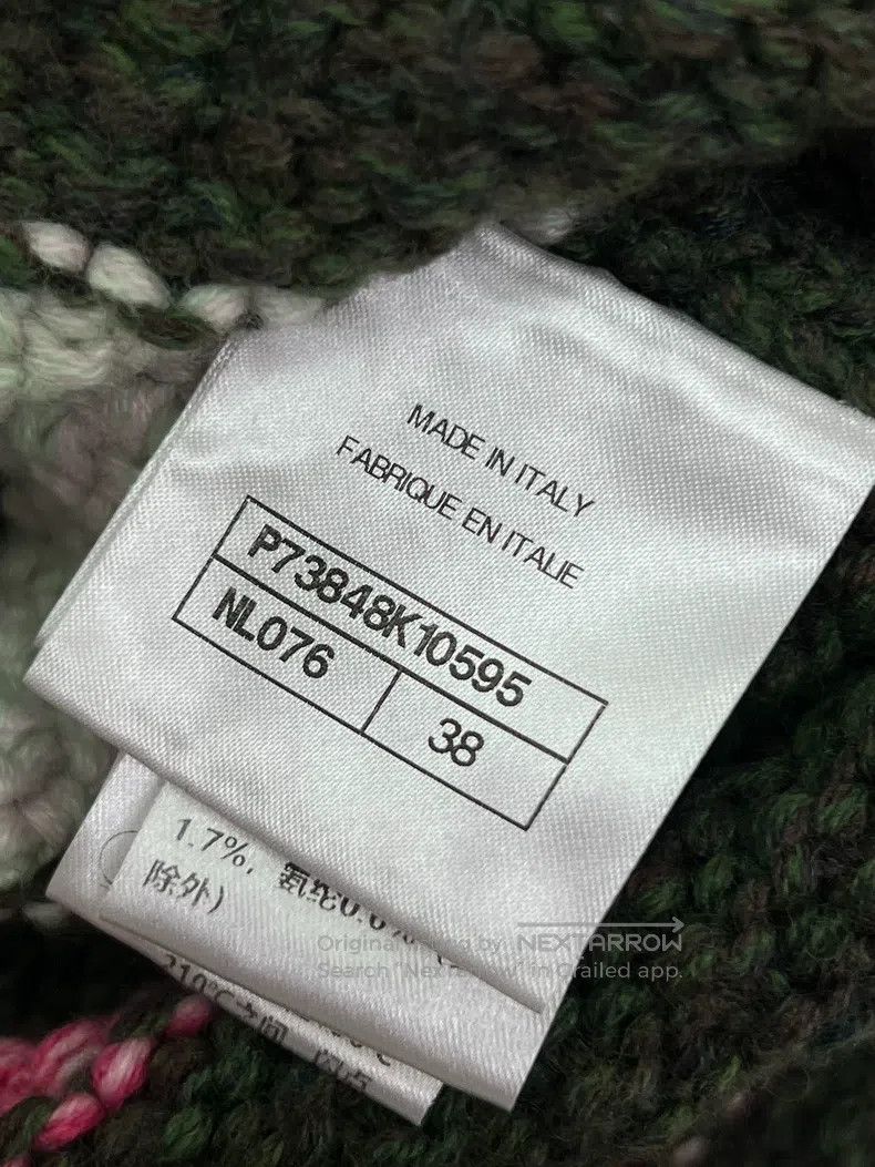 Chanel Chanel Gemstone buckle colourful striped sweater coat Size XS / US 0-2 / IT 36-38 - 6 Thumbnail