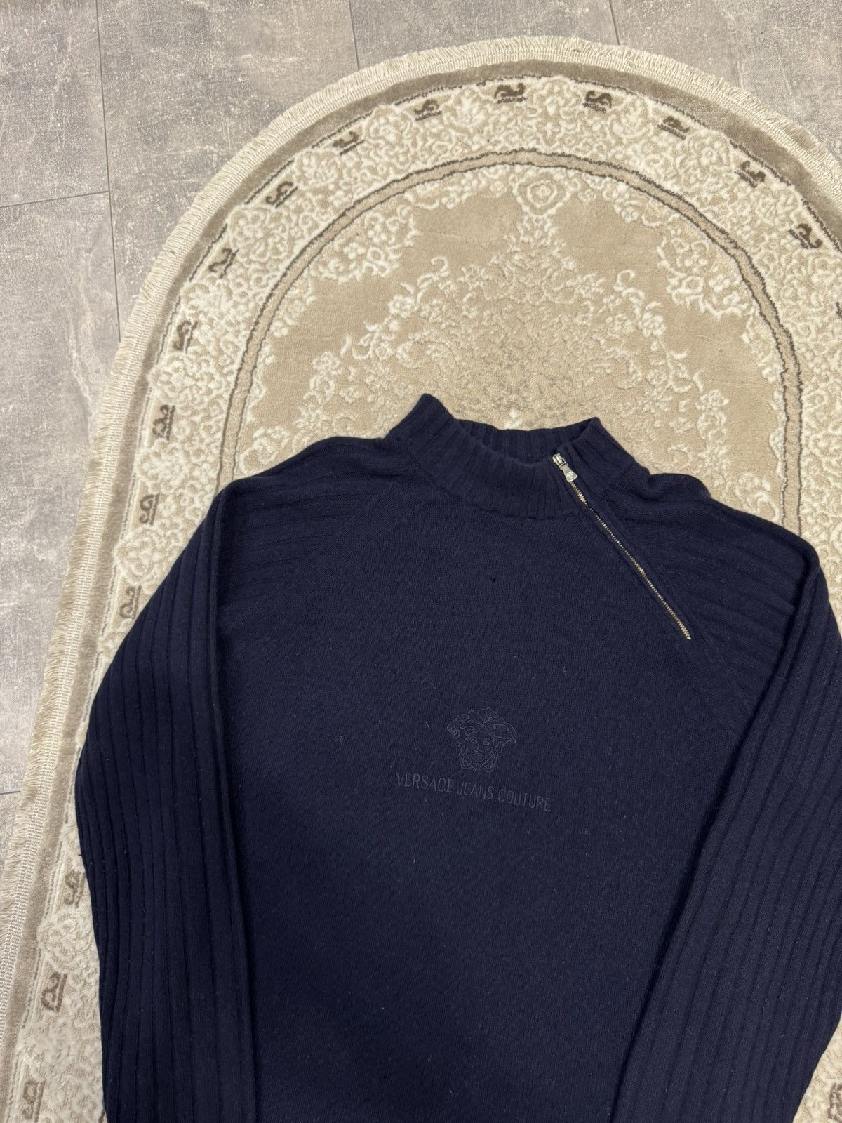 Versace Versace Big Logo sweaters vintage Size US XL / EU 56 / 4 - 2 Thumbnail