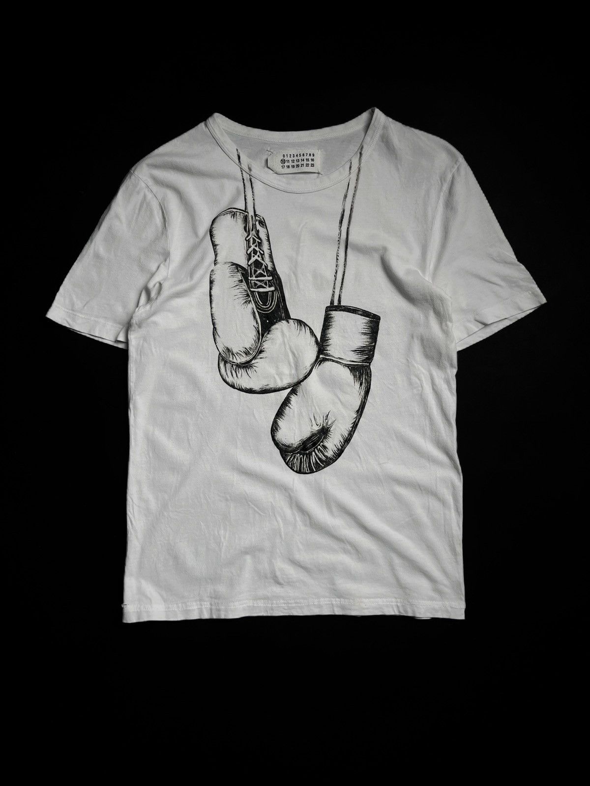 Maison Margiela SS07 Maison Martin Margiela Trompe L’oeil Boxing Gloves Tee Size US M / EU 48-50 / 2 - 1 Thumbnail
