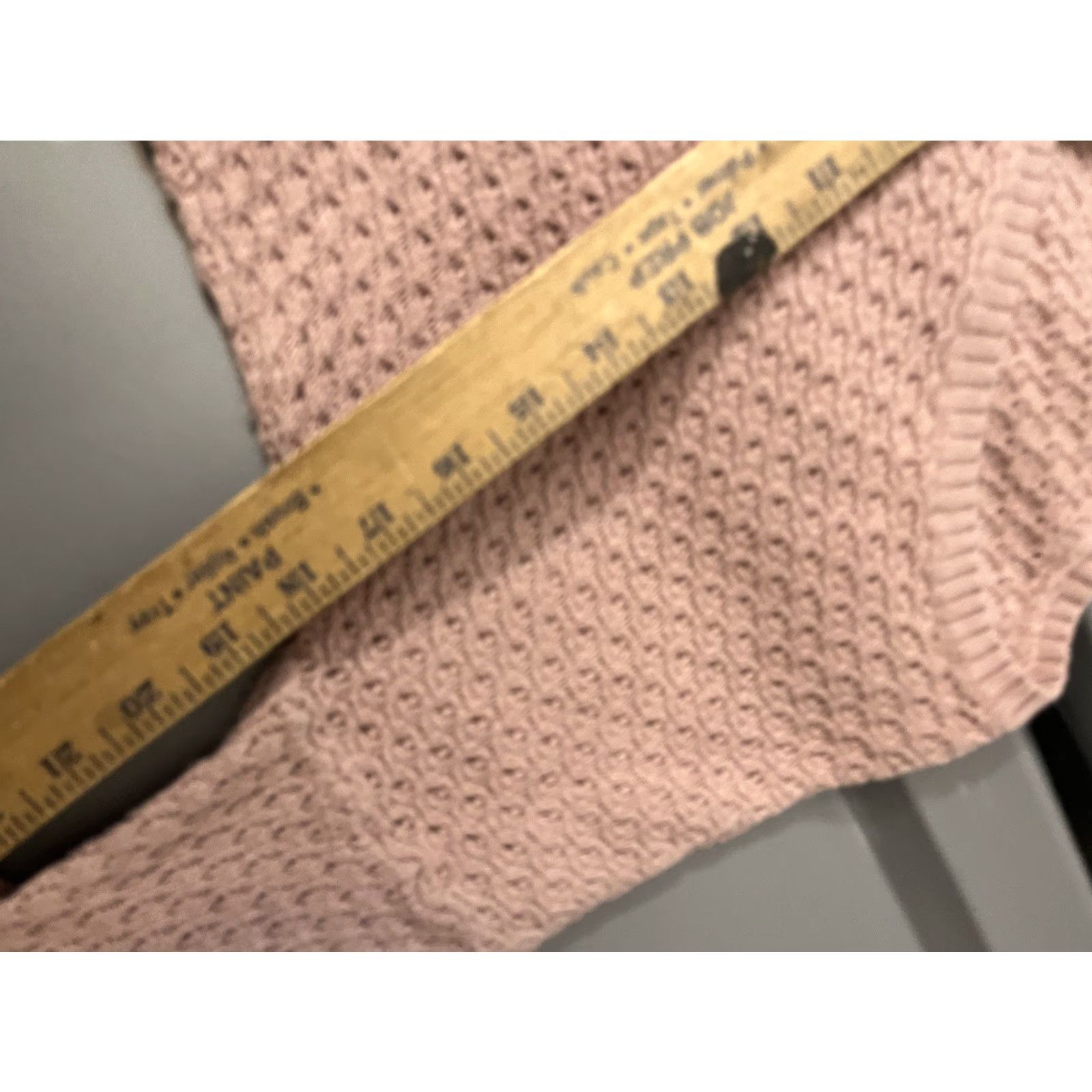 American Eagle Outfitters AMERICAN EAGLE Sweater Womens Small Pullover Knit V Neck Pink Size S / US 4 / IT 40 - 5 Thumbnail