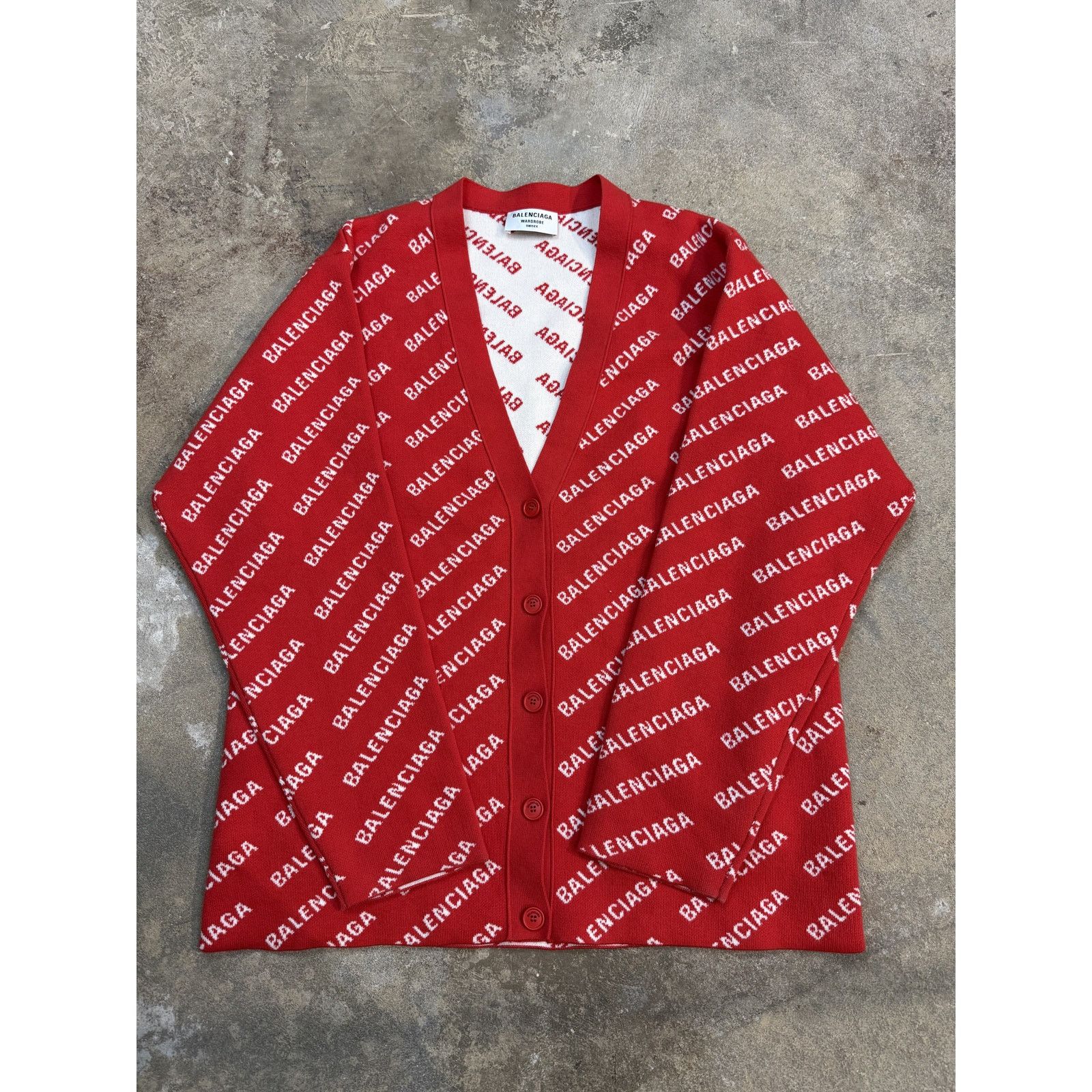 Balenciaga Balenciaga Cardigan Red 2 (Medium) New Size US M / EU 48-50 / 2 - 1 Thumbnail