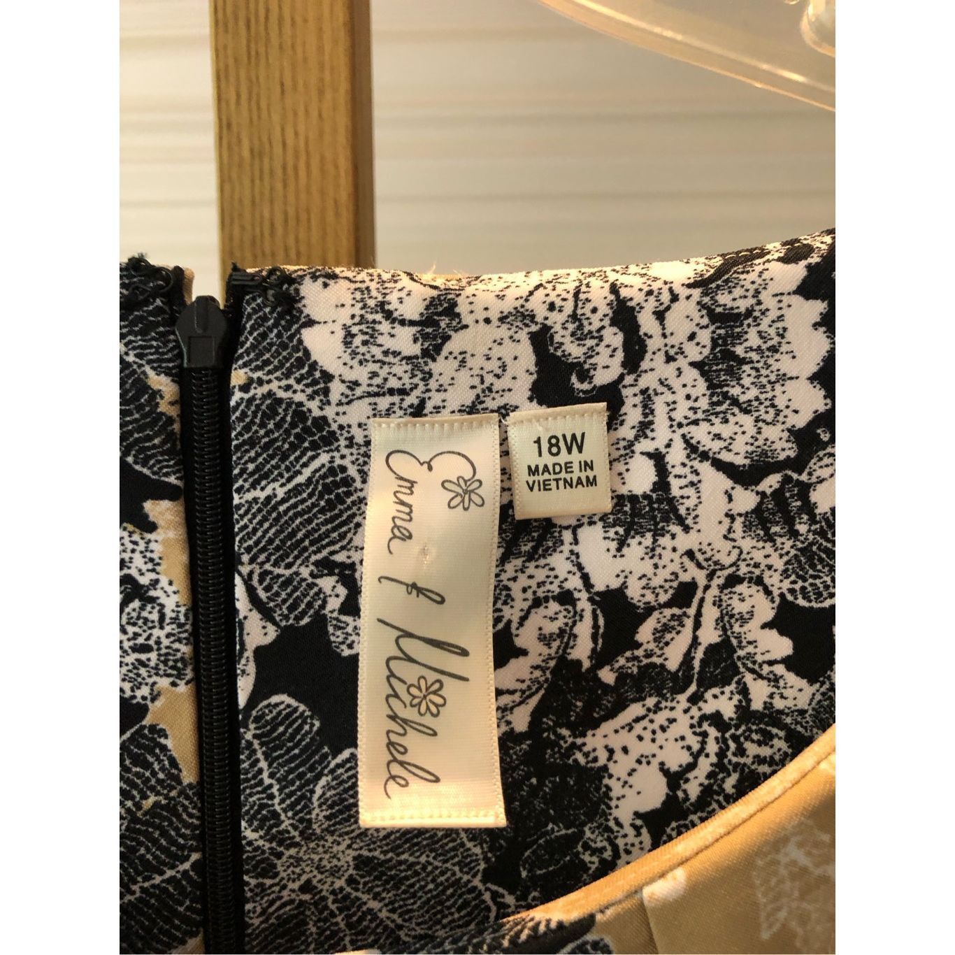 Other Emma & Michelle Women’s Black and Cream Two Tone Floral Patt Size XXL / US 16-18 / IT 52-54 - 5 Thumbnail