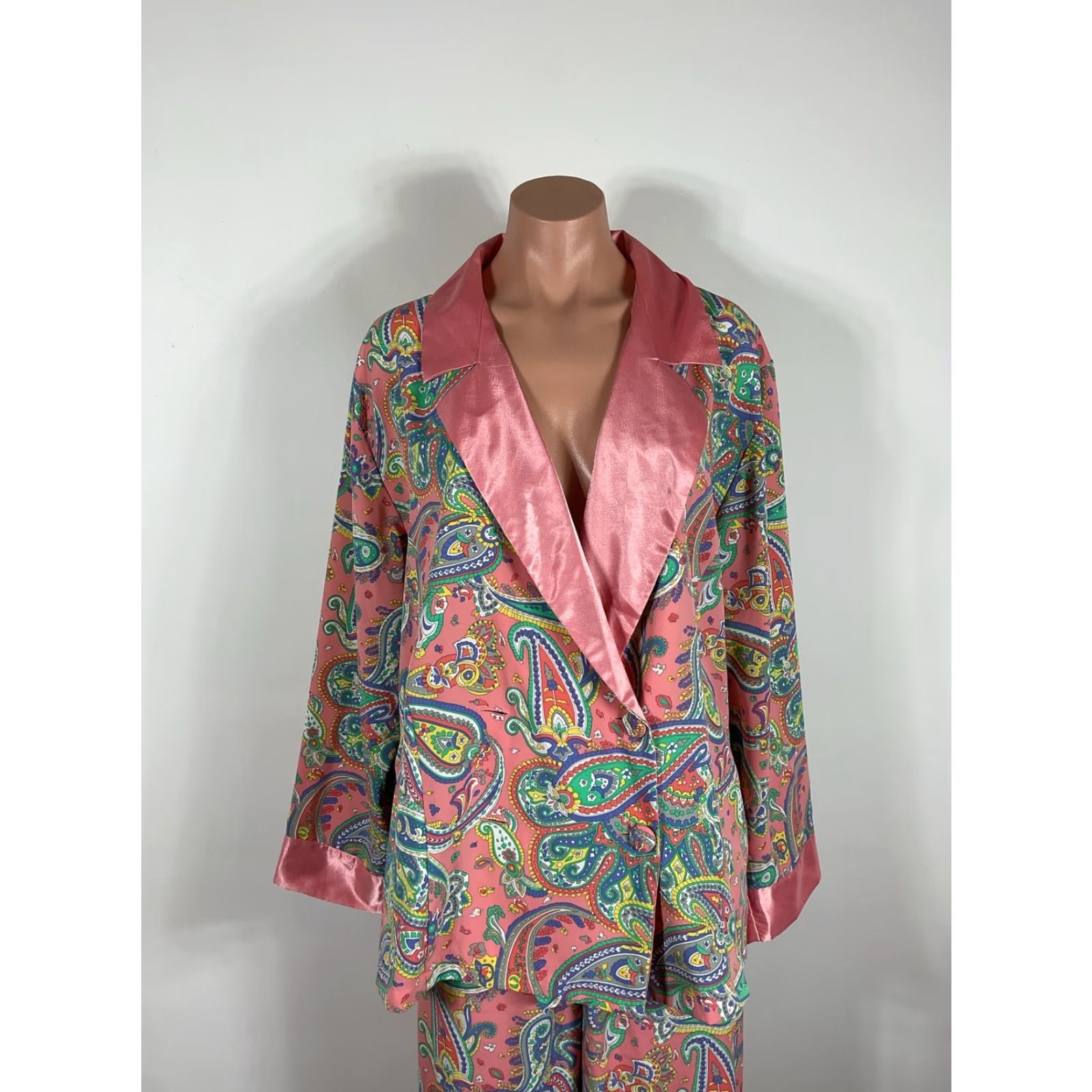 VINTAGE Victoria's Secret Pink Satin Paisley Floral Pajamas Set SZ Large Women Satin Pajamas Set L Pink 90s American Womens