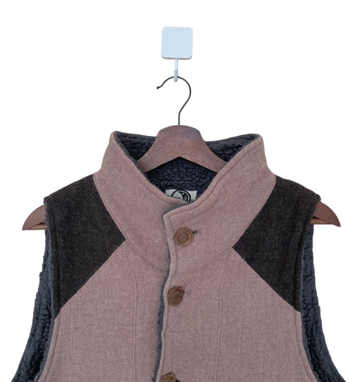 Japanese Brand Vintage Japanese Brand Hug Navajo Vest 1990s Size US M / EU 48-50 / 2 - 3 Thumbnail