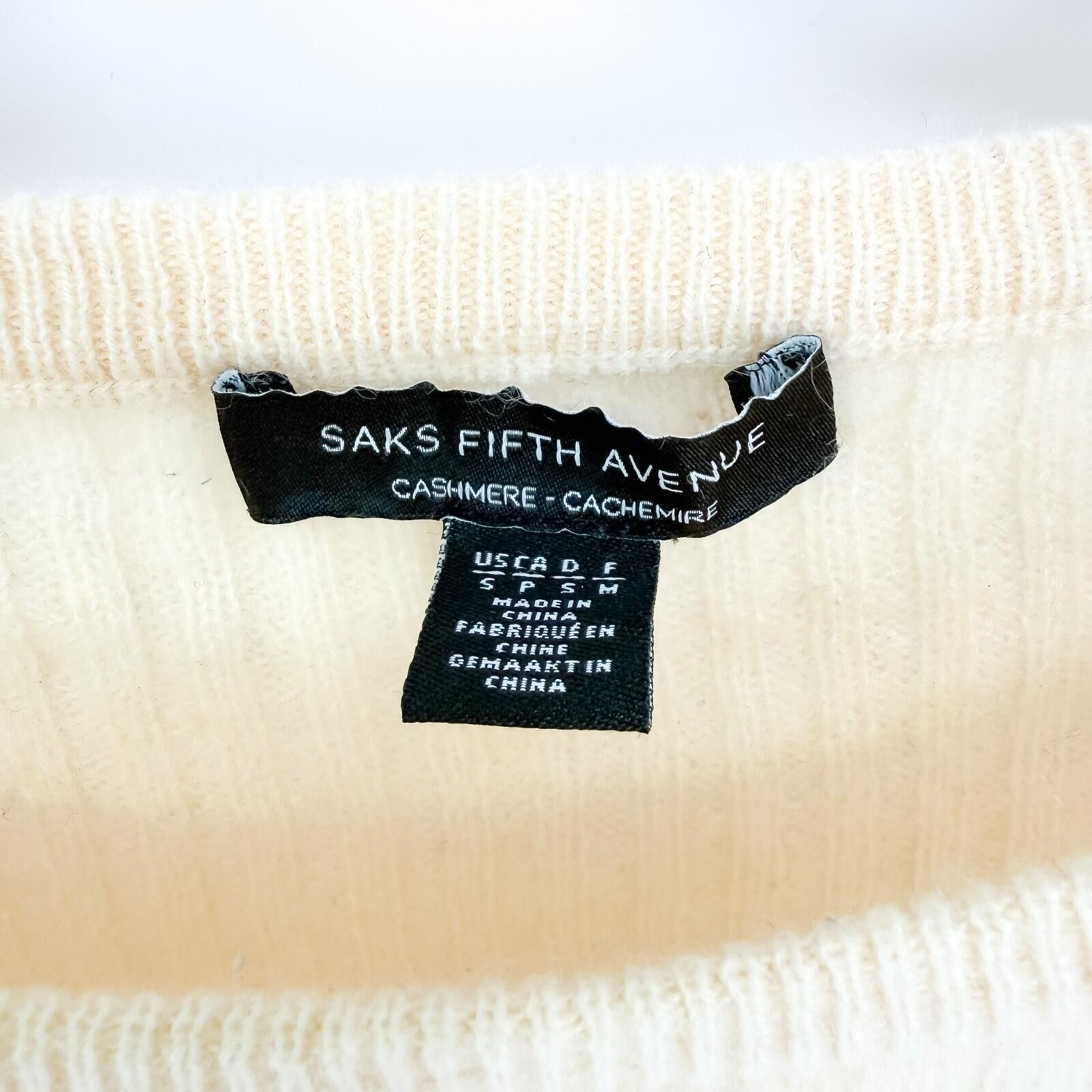 Saks Fifth Avenue Saks Fifth Avenue Cashmere Boat Neck Sweater Luxury Women S Size S / US 4 / IT 40 - 3 Thumbnail