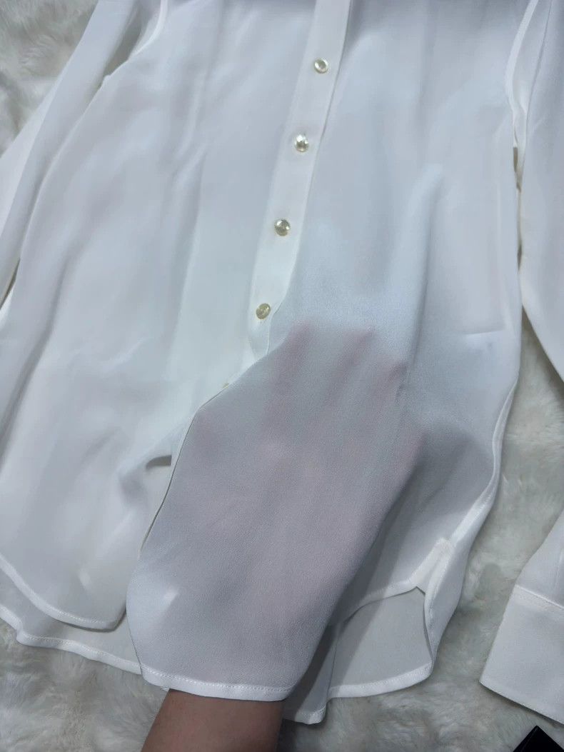 Yves Saint Laurent saint laurent Pure white mulberry silk shirt 2503-Nextarrow Size XXS / US 00 / IT 34 - 6 Thumbnail