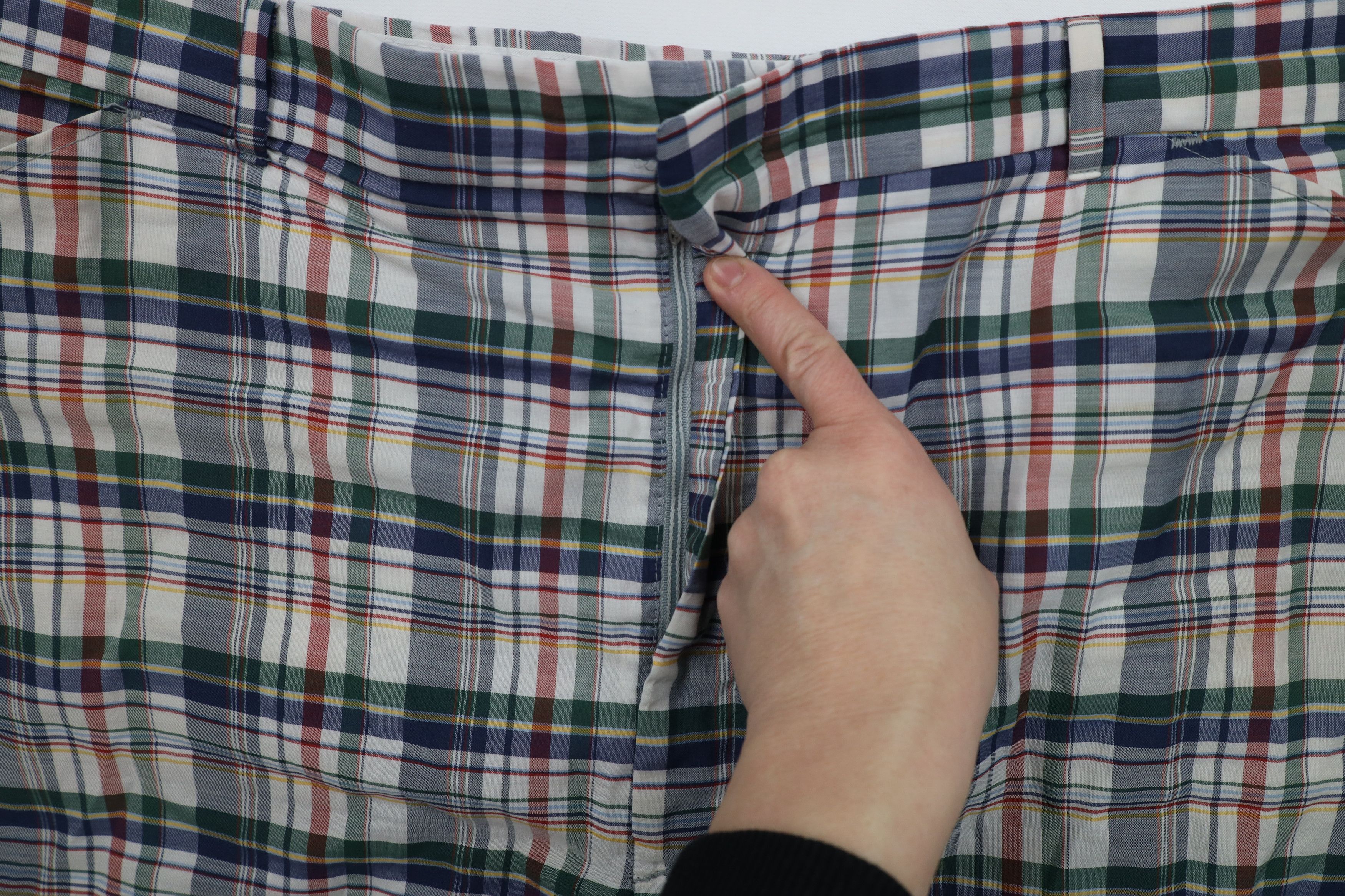 Vintage Vintage 90s Streetwear Plaid Above Knee Chino Shorts USA Size US 40 / EU 56 - 5 Thumbnail