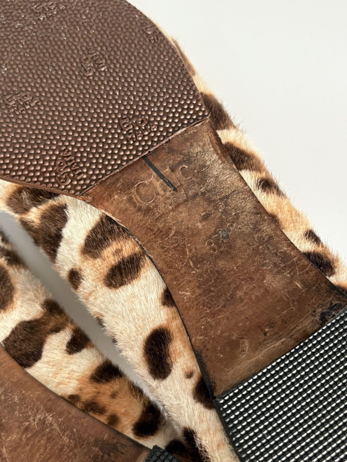 Chloe Chloe Leopard Print Calf Hair Scalloped Ballet Flats 37 US 7 Size US 7 / IT 37 - 12 Thumbnail