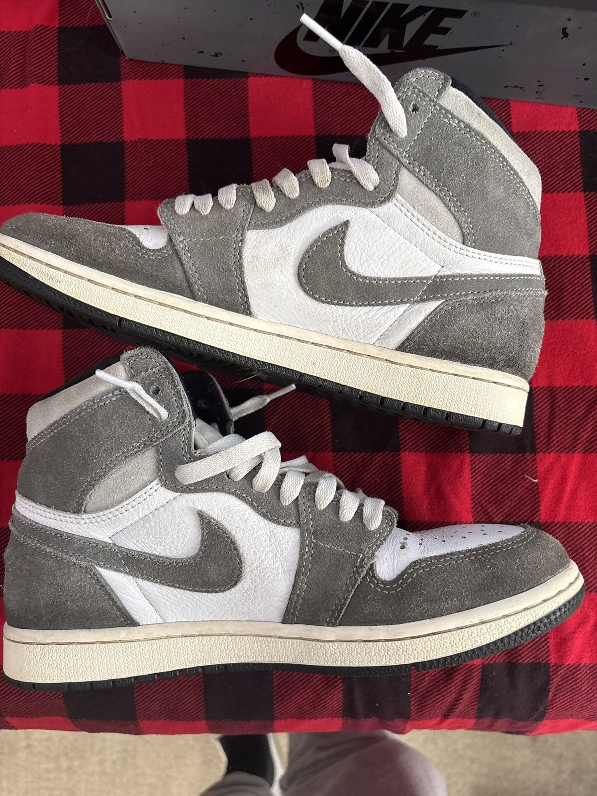 Jordan Brand Washed black jordan 1 Size US 7.5 / EU 40-41 - 1 Thumbnail