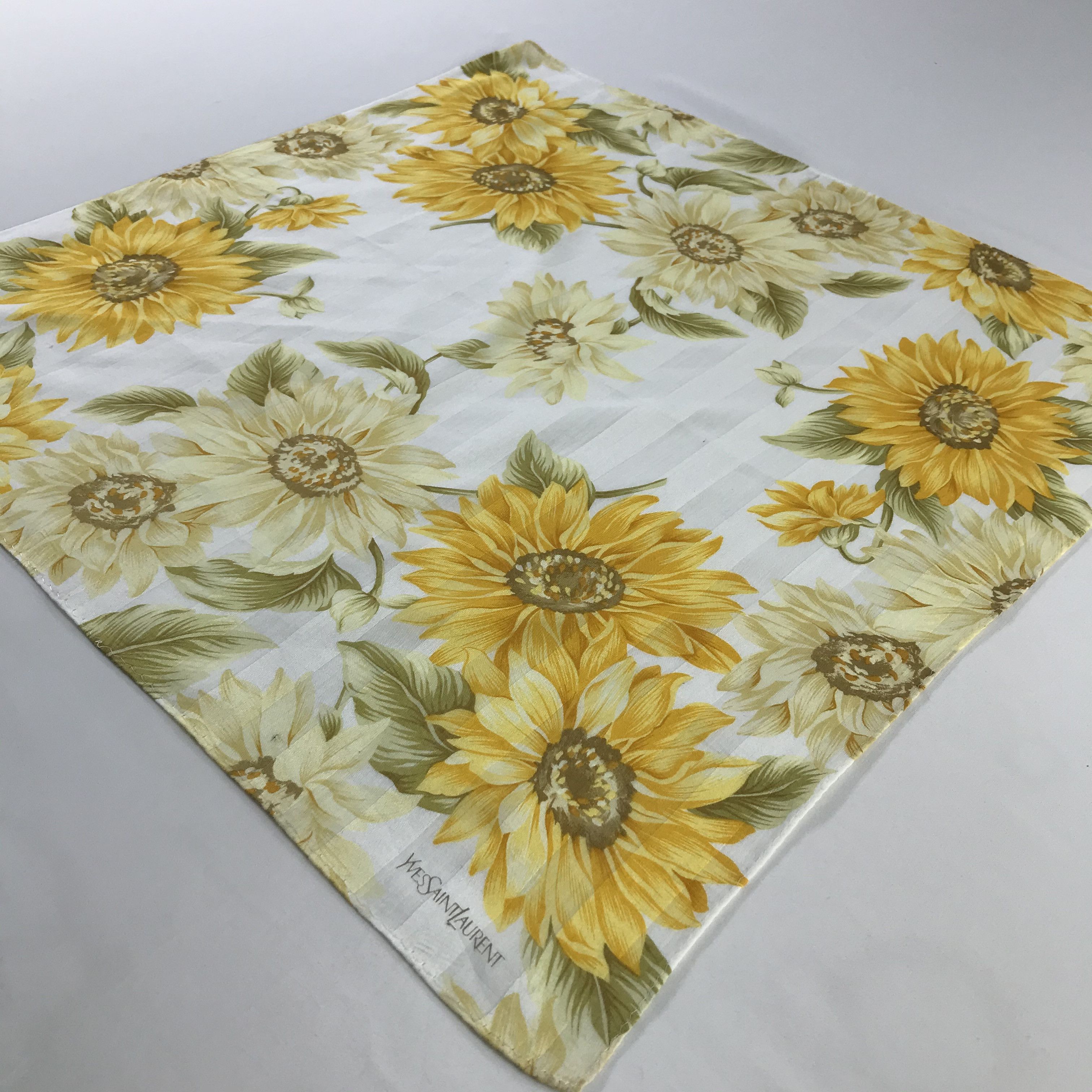 Vintage × Yves Saint Laurent Yves Saint Laurent Bandana / Handkerchief /Neckerchief -S889 Size ONE SIZE - 2 Thumbnail