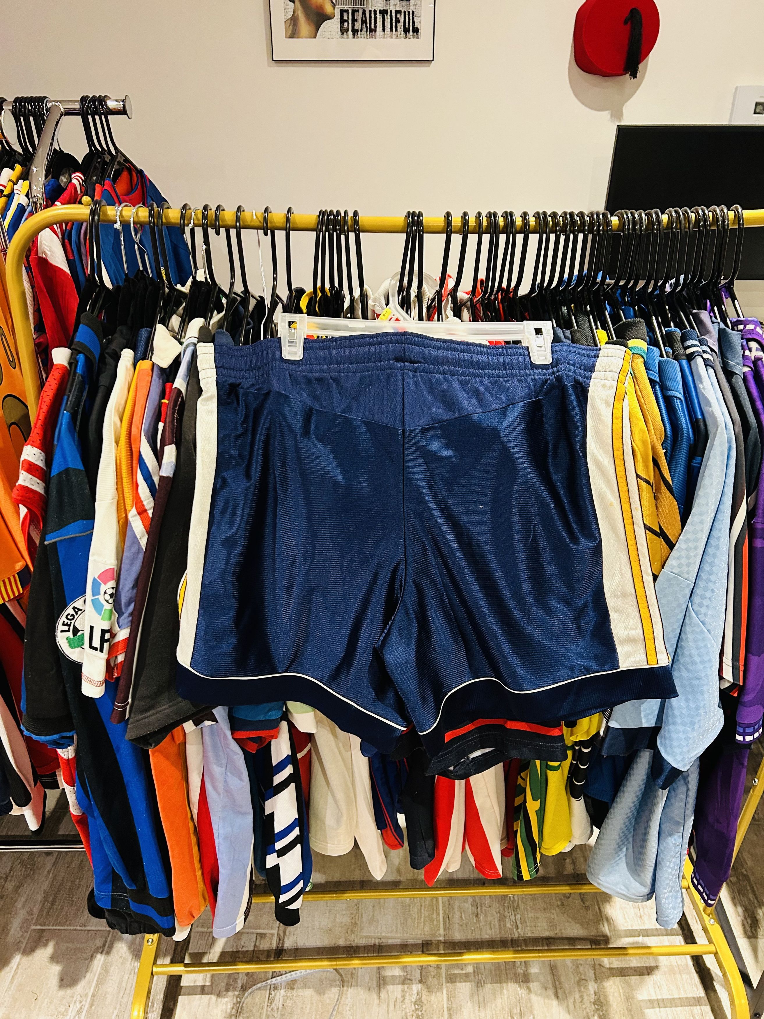 Adidas × Vintage Real Madrid 1998/99 away shorts Size US 34 / EU 50 - 2 Thumbnail