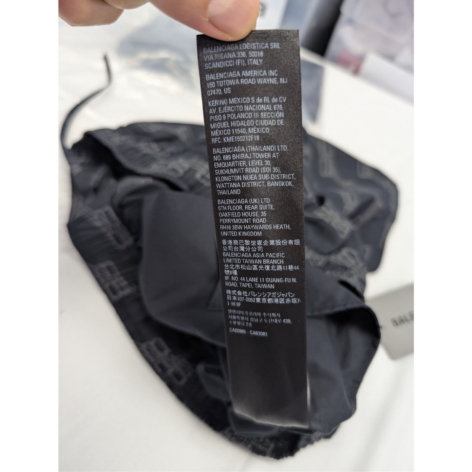 Balenciaga o1rshd1 BB Monogram Cotton Poplin Pyjama Shorts Black/Grey Size US 34 / EU 50 - 17 Thumbnail