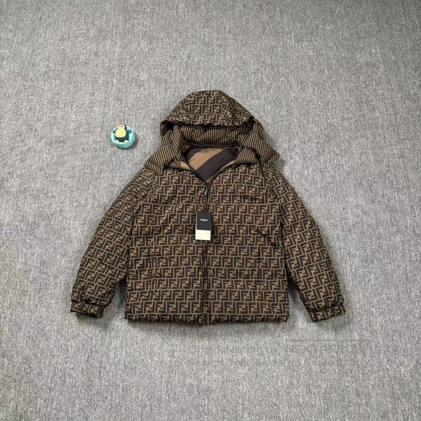 Fendi Fendi Reversible Monogram Print Down Jacket. Size L / US 10 / IT 46 - 1 Thumbnail