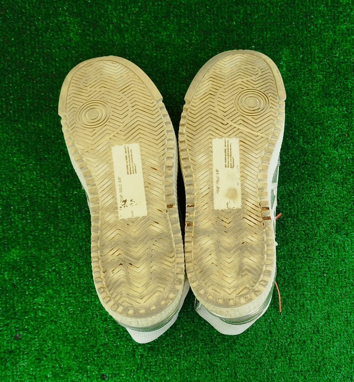 Off-White Sneakes Off White Court 3.0 Silver #7us - #40eur Size US 7 / IT 37 - 7 Thumbnail