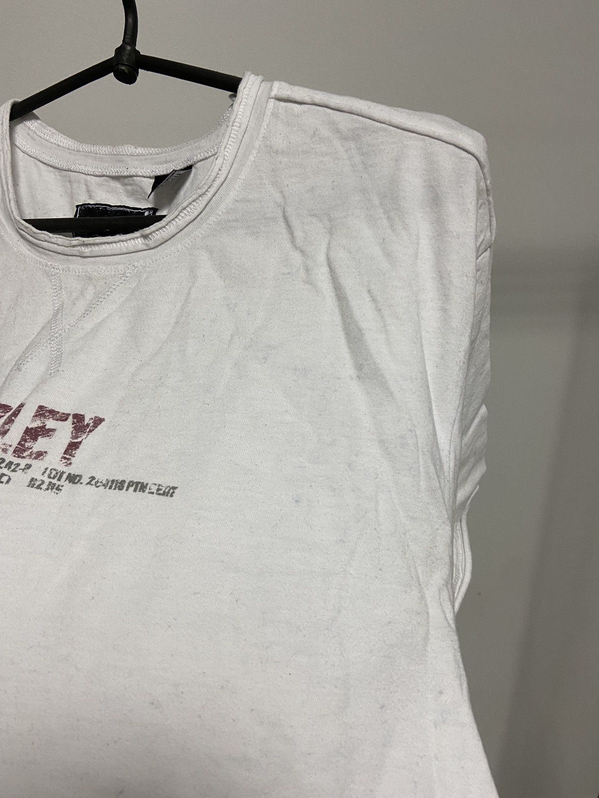 Oakley × Vintage Oakley T Shirt Vintage Big Logo Gorpcore Street Style Y2K Size US L / EU 52-54 / 3 - 10 Thumbnail
