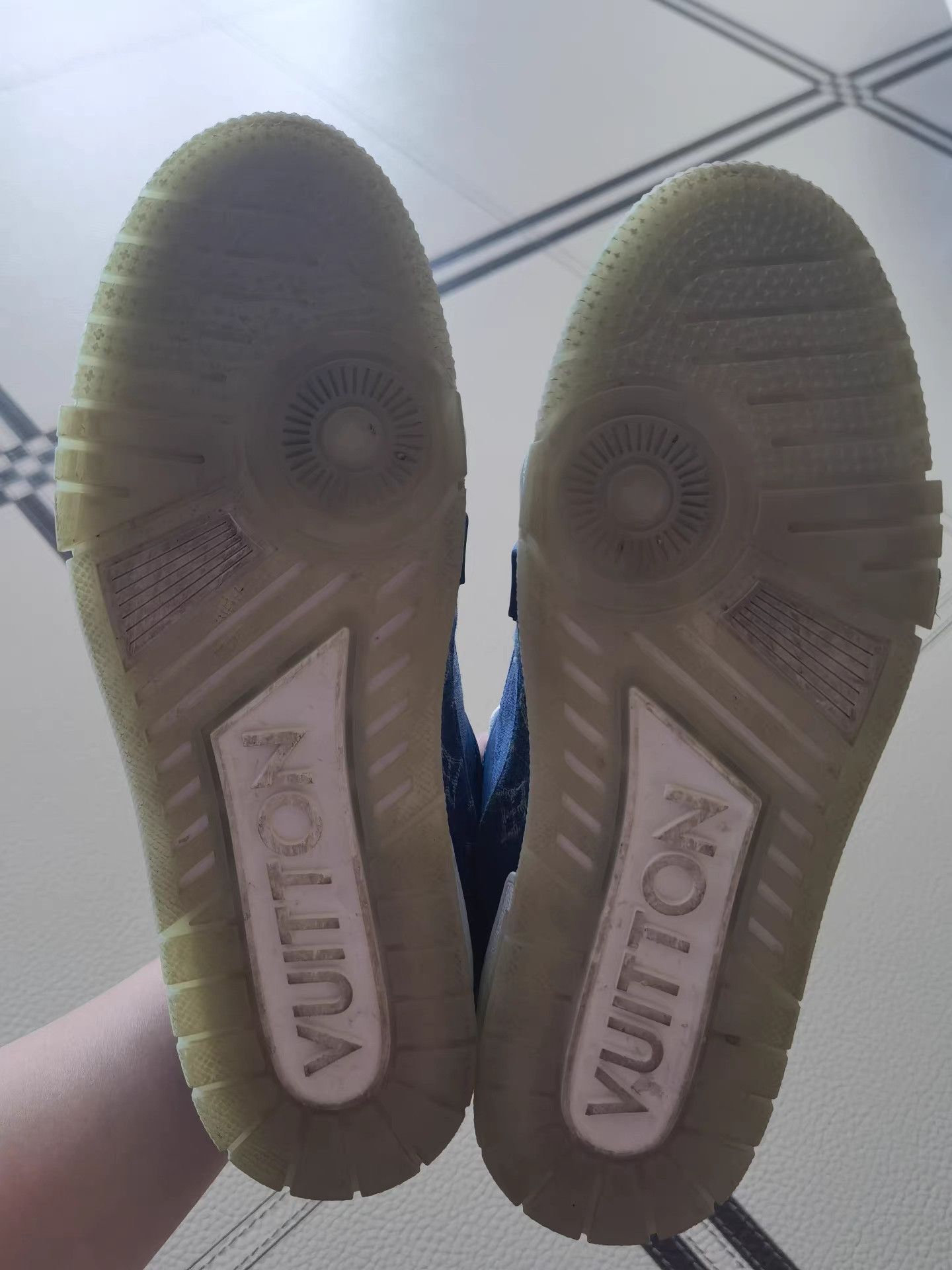 Louis Vuitton LV Trainer Sneakers K17 Size US 8.5 / EU 41-42 - 5 Thumbnail