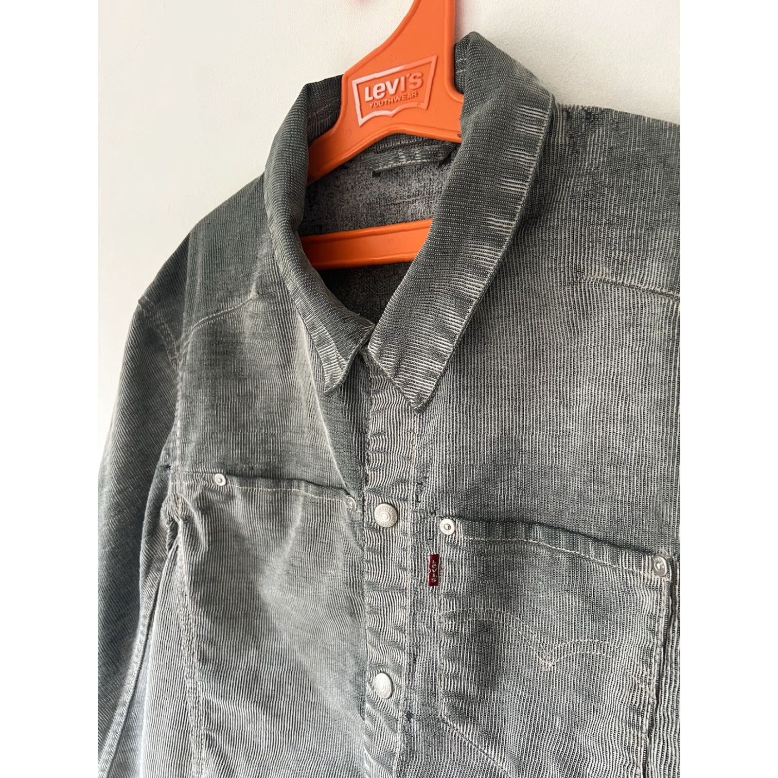 Levi's VINTAGE Levi's Engineered Jacket M Levi's Engineered Corduroy Trucker 38" Chest 2 Front Pockets Twisted 2001 USA Mens Green Brown Denim/Green Jacket Size US M / EU 48-50 / 2 - 3 Thumbnail