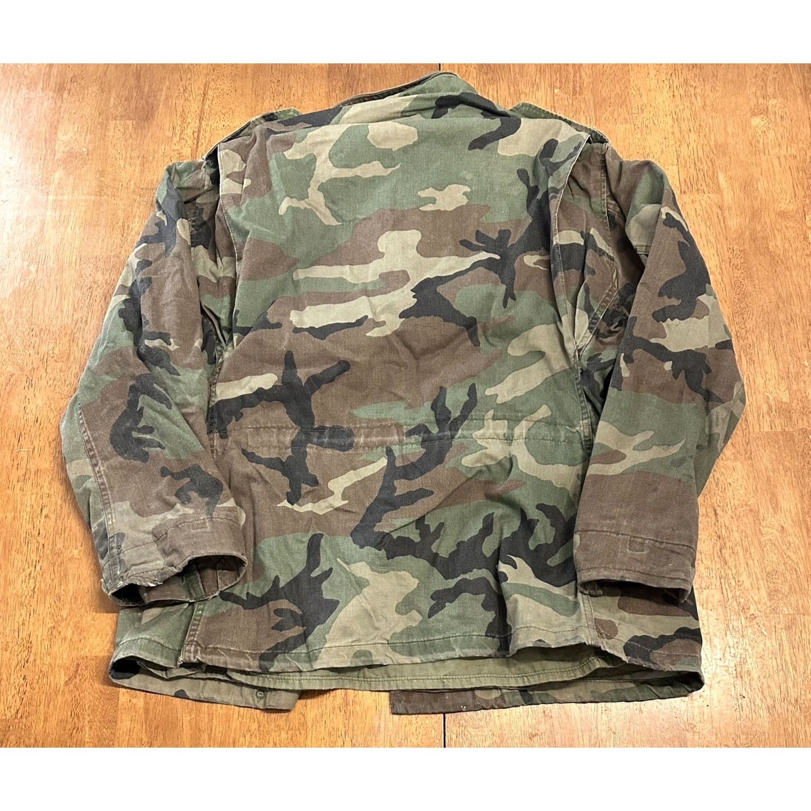 Vintage VINTAGE Cabelas Jacket Military Woodland Camo Large L Green 70s Mens Size US L / EU 52-54 / 3 - 2 Thumbnail