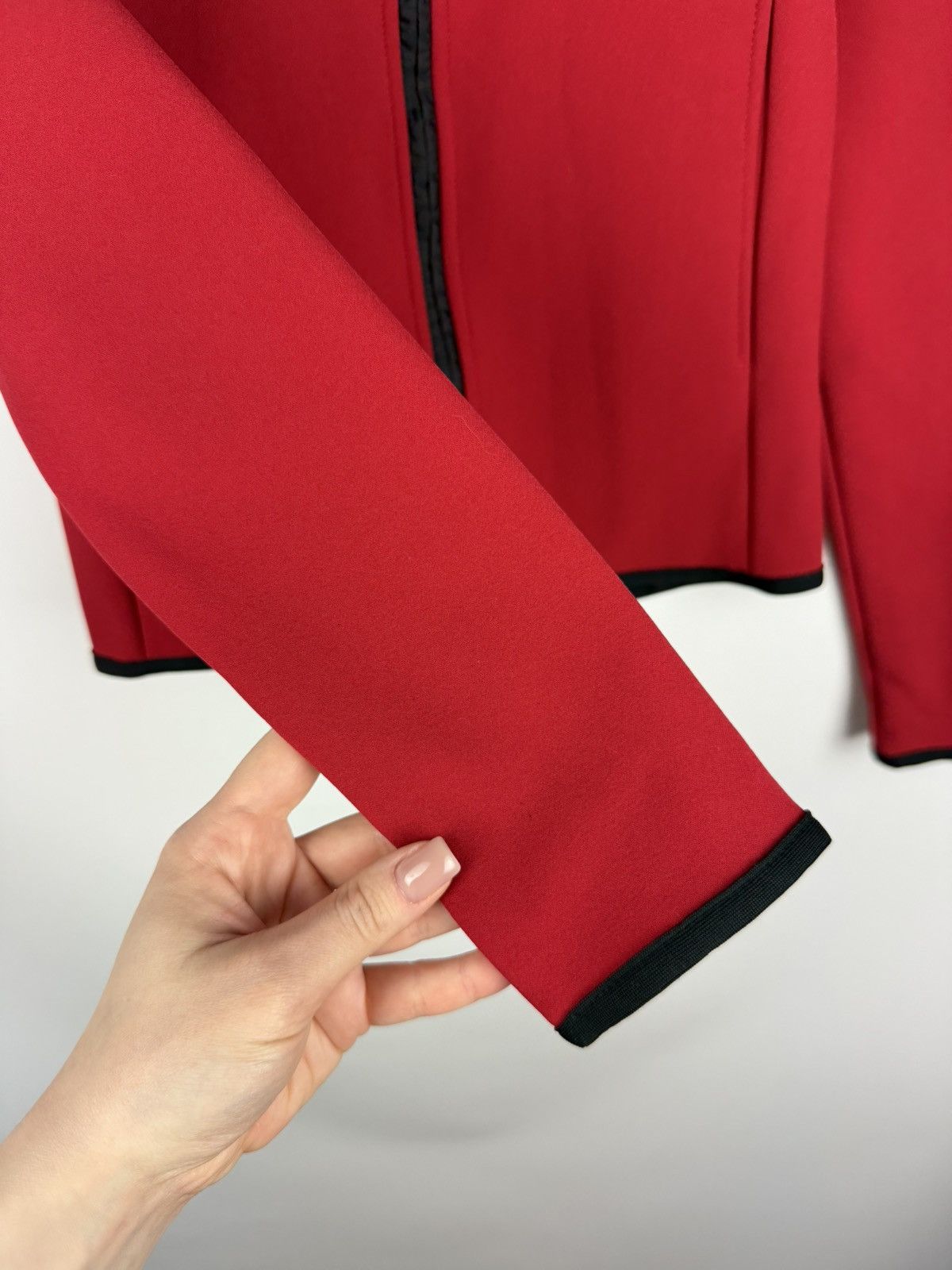 Prada Prada Milano Ladies Vintage Soft shell Windbreaker Jacket Size XS / US 0-2 / IT 36-38 - 10 Thumbnail