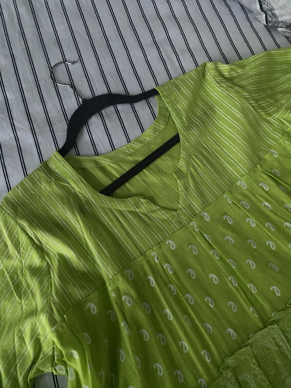 Other Firdaus Khari Lime Green Printed Tiered Anarkali - Set Of 3 Size L / US 10 / IT 46 - 10 Thumbnail