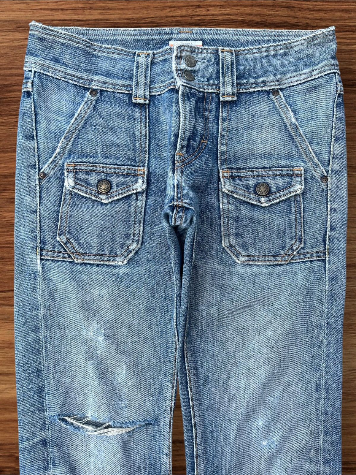 Japanese Brand Vintage Japanese Brand Bell Bottom Distressed Flare Jeans Size 28" / US 6 / IT 42 - 4 Thumbnail