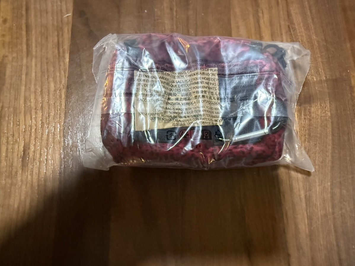 Supreme Supreme Velvet Mini Pouch Red Leopard FW25 Woven Box Logo Size ONE SIZE - 6 Thumbnail