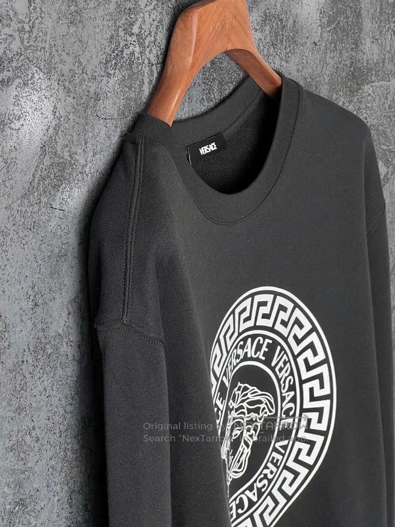 Versace Versace Black cotton back pattern Medusa pattern sweatshir Size US L / EU 52-54 / 3 - 6 Thumbnail