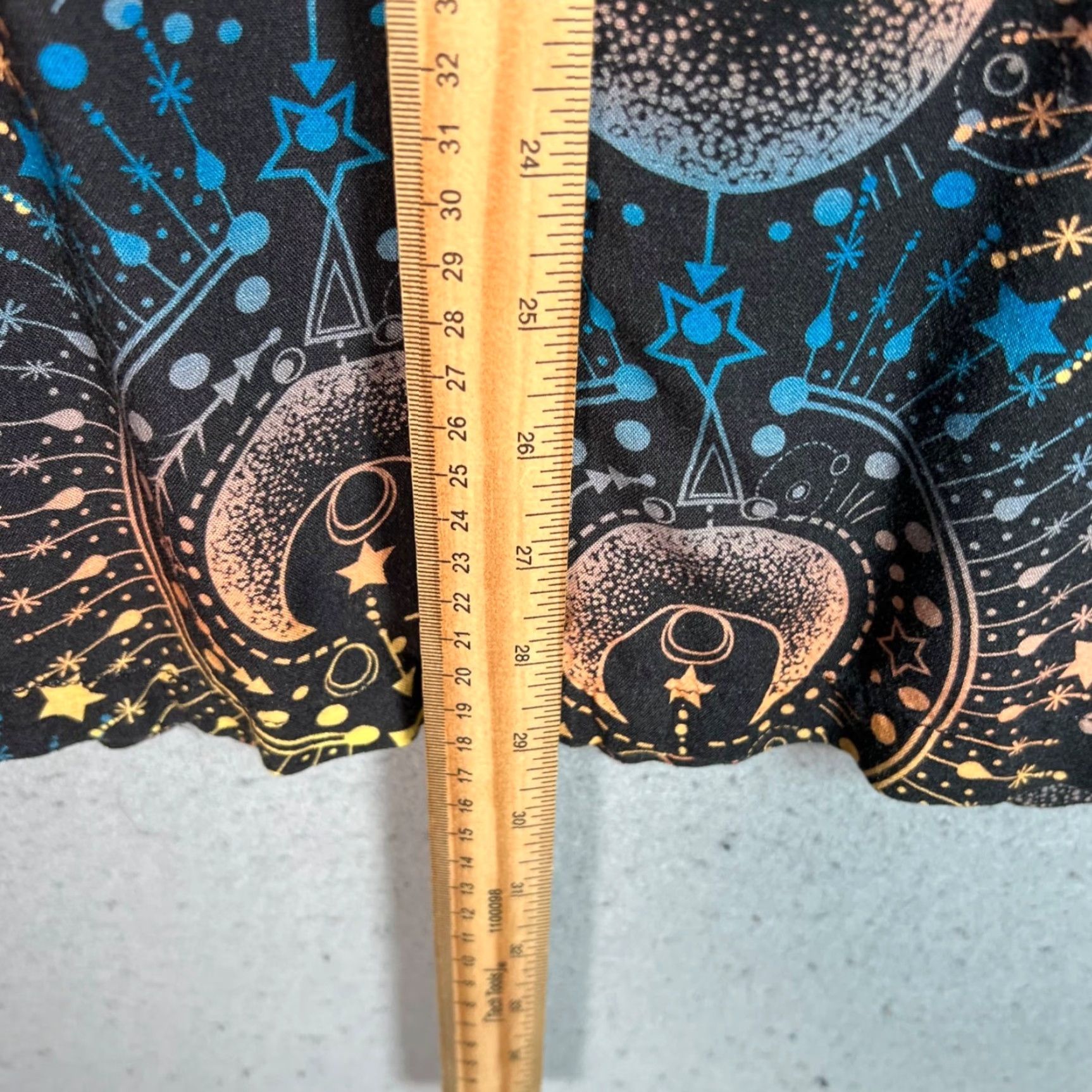 Vintage Delusions Of Grandeur Mens Shirt Short Sleeve Adult Medium Black Rayon Button Cosmic Print Mens Size US M / EU 48-50 / 2 - 6 Thumbnail