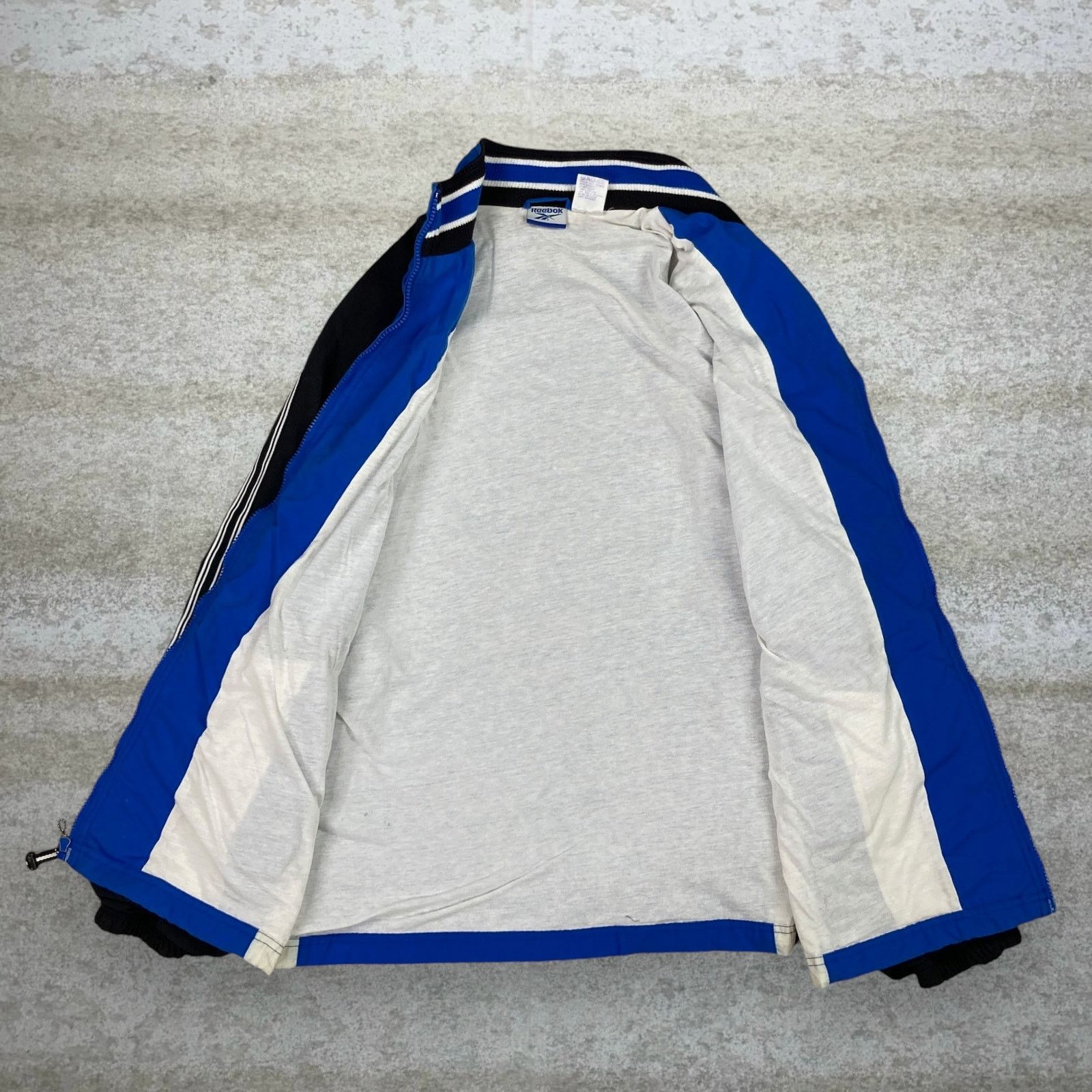 Reebok Vintage 90s Reebok Windbreaker Jacket Mens L Blue White Size US L / EU 52-54 / 3 - 2 Thumbnail