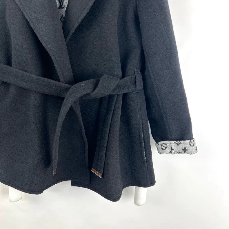 Louis Vuitton Louis Vuitton Black woolen coat with full print of presbyop Size XS / US 0-2 / IT 36-38 - 5 Thumbnail