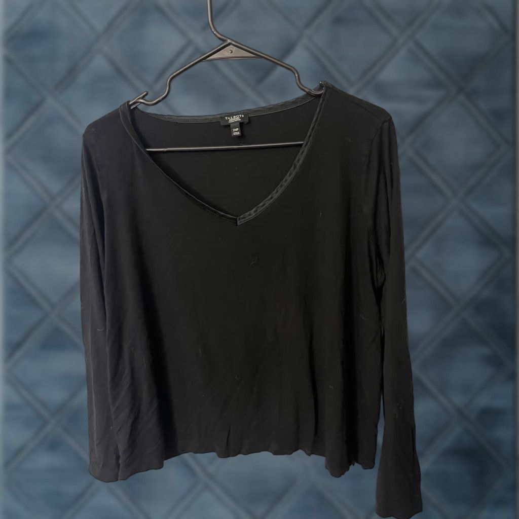 Talbots VINTAGE Talbots Women's Sweater Pullover Long Sleeve Cotton V-Neck Size 2XP Black Plus Size Size XXL / US 16-18 / IT 52-54 - 1 Thumbnail