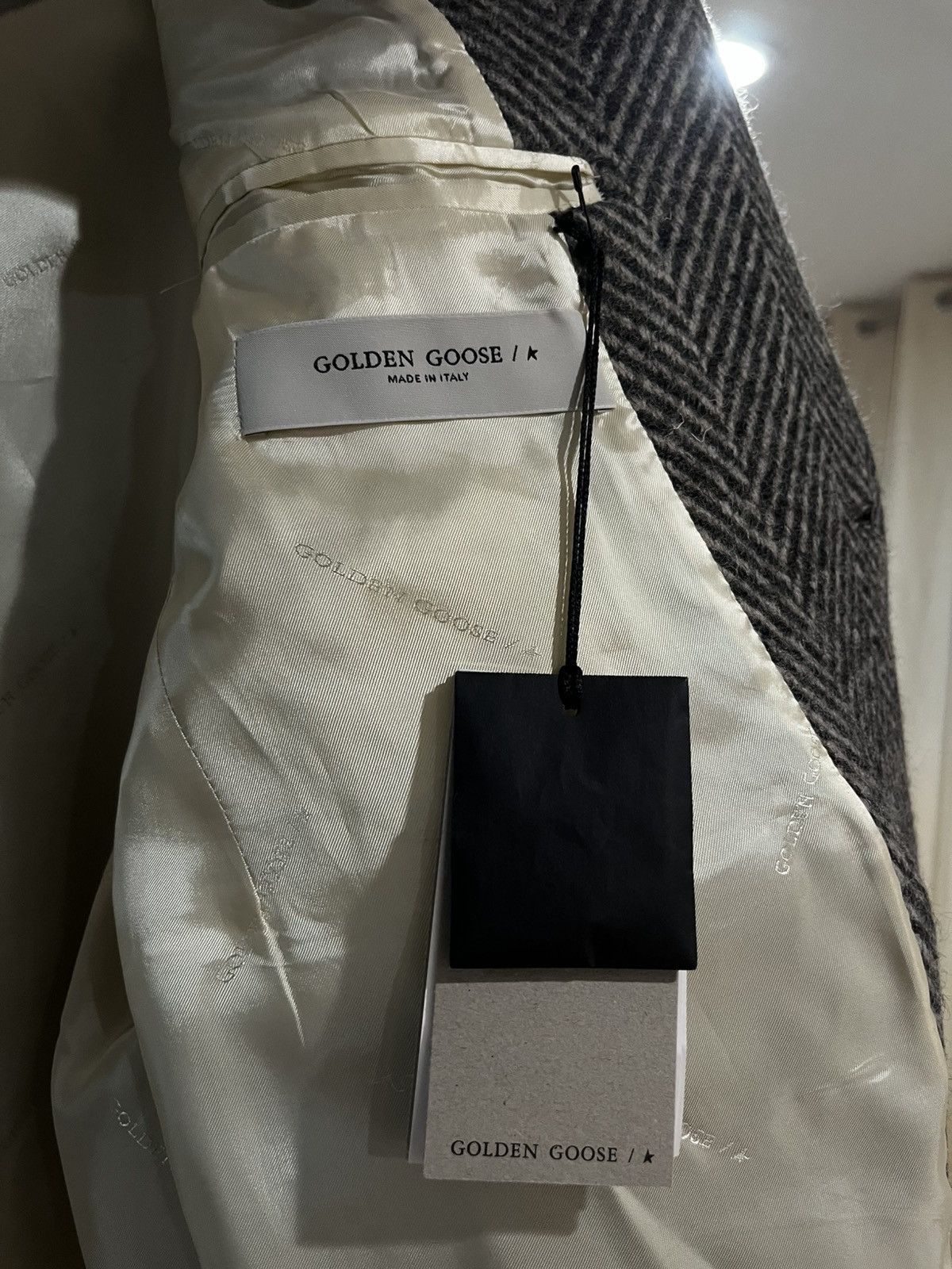 Golden Goose single-breasted wool coat. Size EU 48 USA 38 medium Size US M / EU 48-50 / 2 - 14 Thumbnail