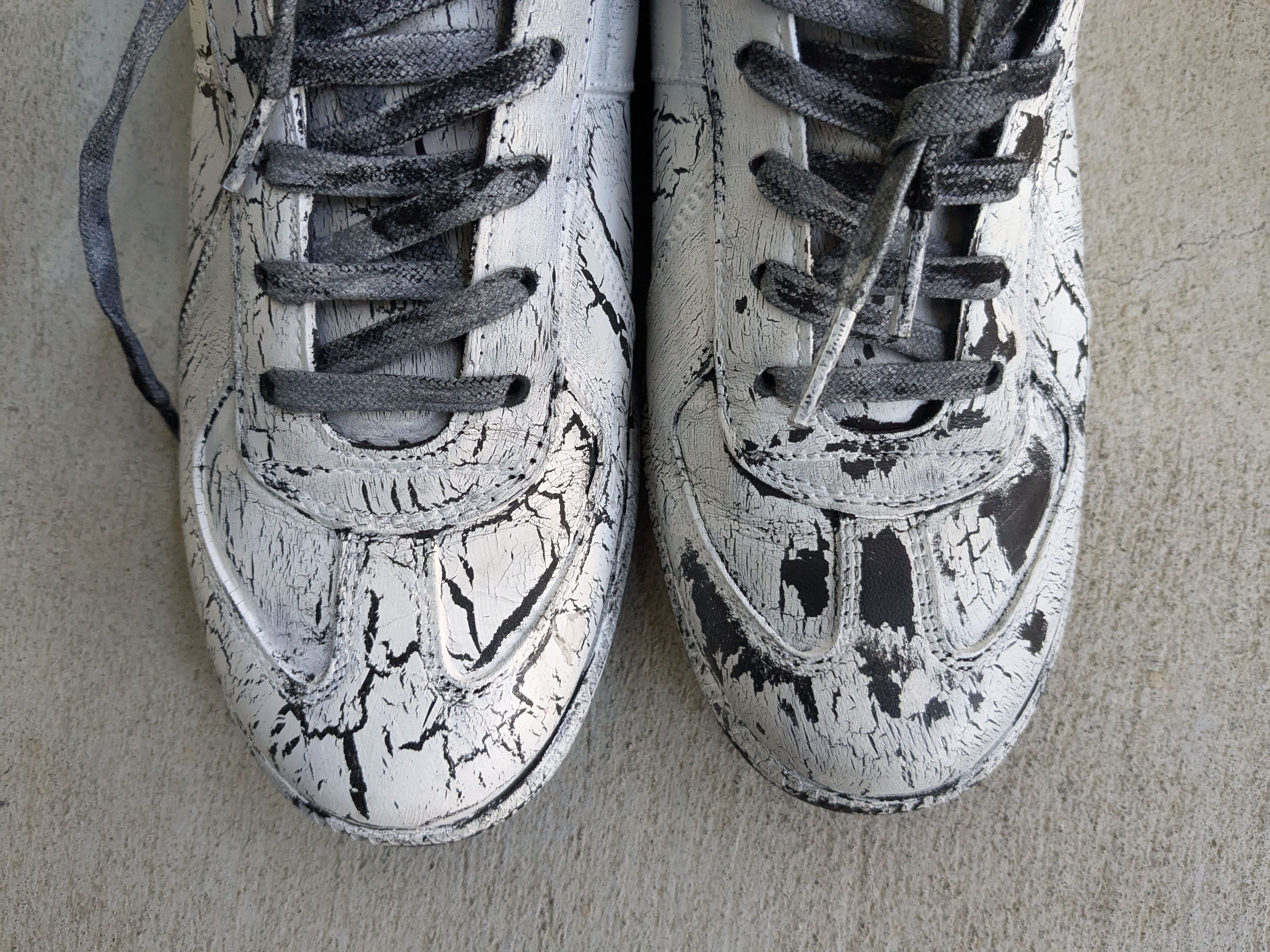 Maison Margiela Maison Margiela GAT White 8 41 Paint Low Tops Black Leather Size US 8 / EU 41 - 5 Thumbnail