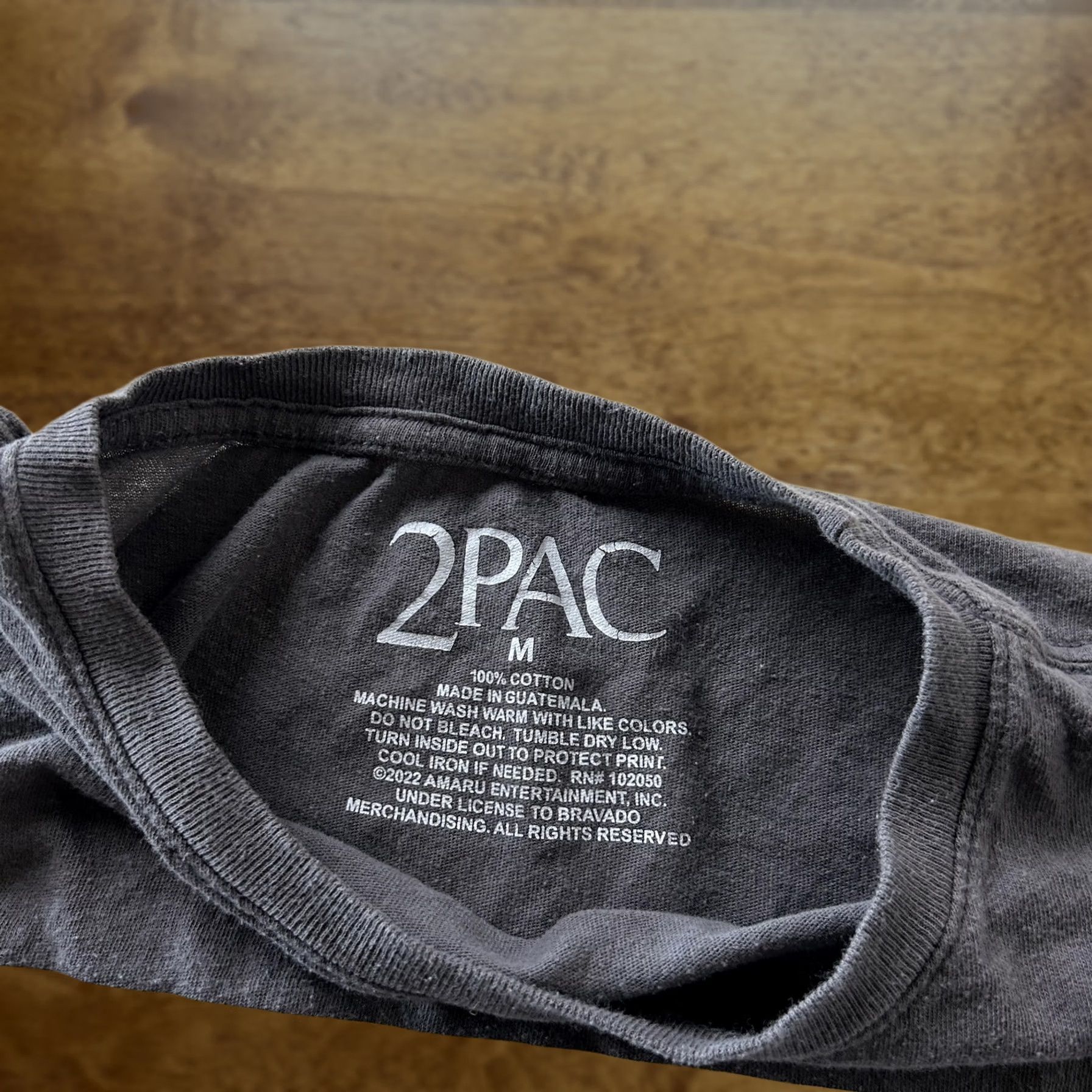 Vintage 2PAC Shirt Mens Medium Gray Tupac Shakur Photo Rap Music Graphic Tee T-Shirt Size US M / EU 48-50 / 2 - 1 Thumbnail