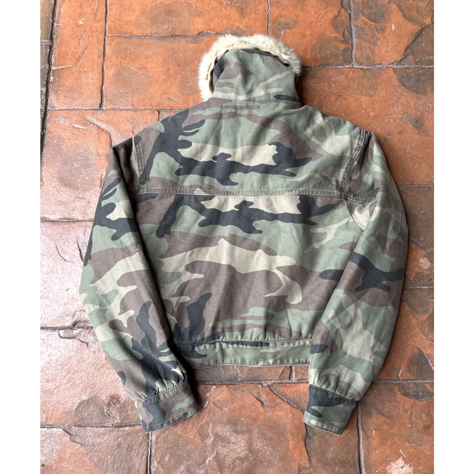 Abercrombie & Fitch VINTAGE Abercrombie & Fitch Military Jacket Camouflage Hooded Short Zip Womens Small Green 1990s Flight 2.2 Size S / US 4 / IT 40 - 3 Thumbnail
