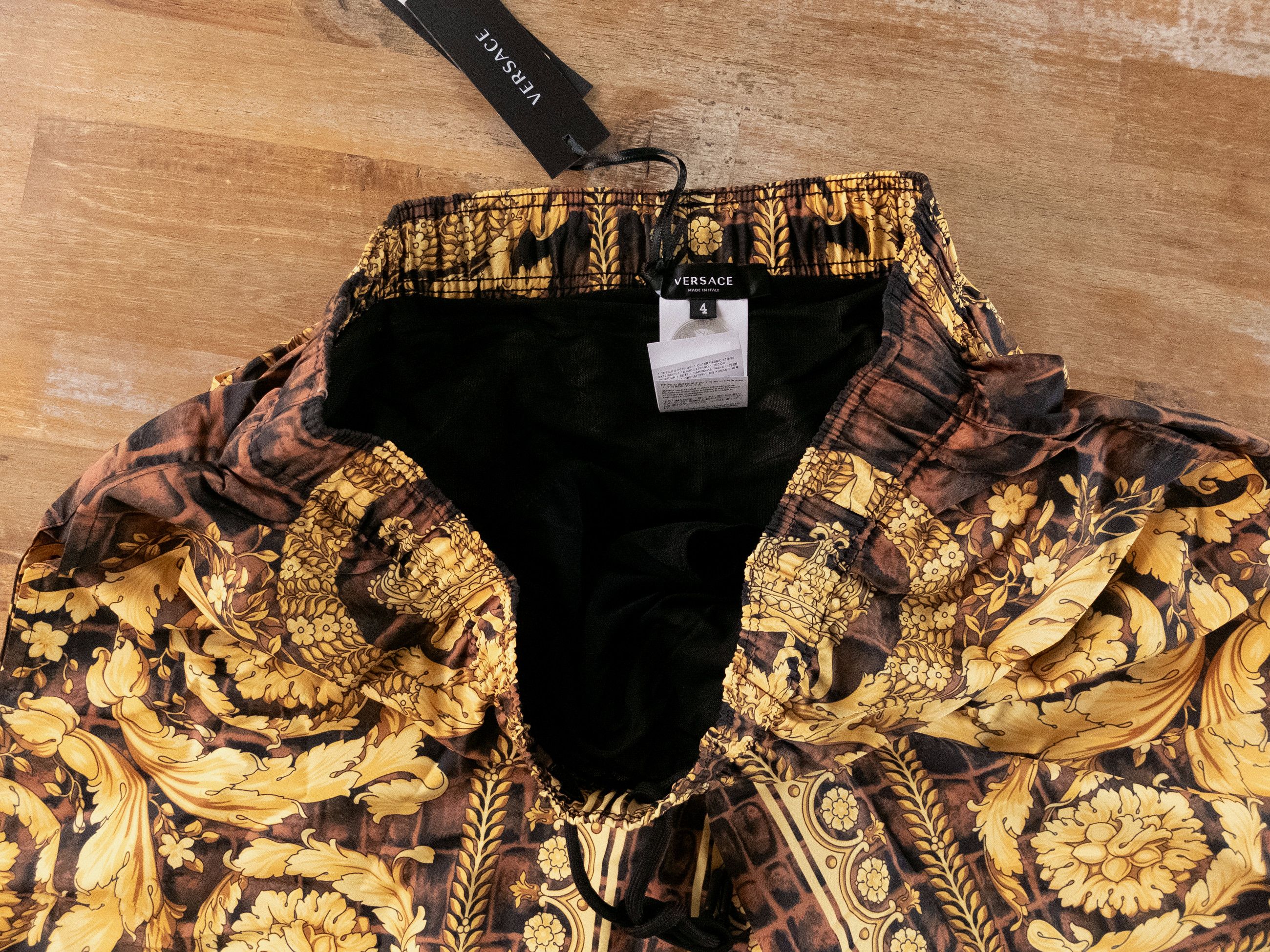 Versace VERSACE barocco baroque print swim shorts 4 Medium trunks Size US 32 / EU 48 - 6 Thumbnail