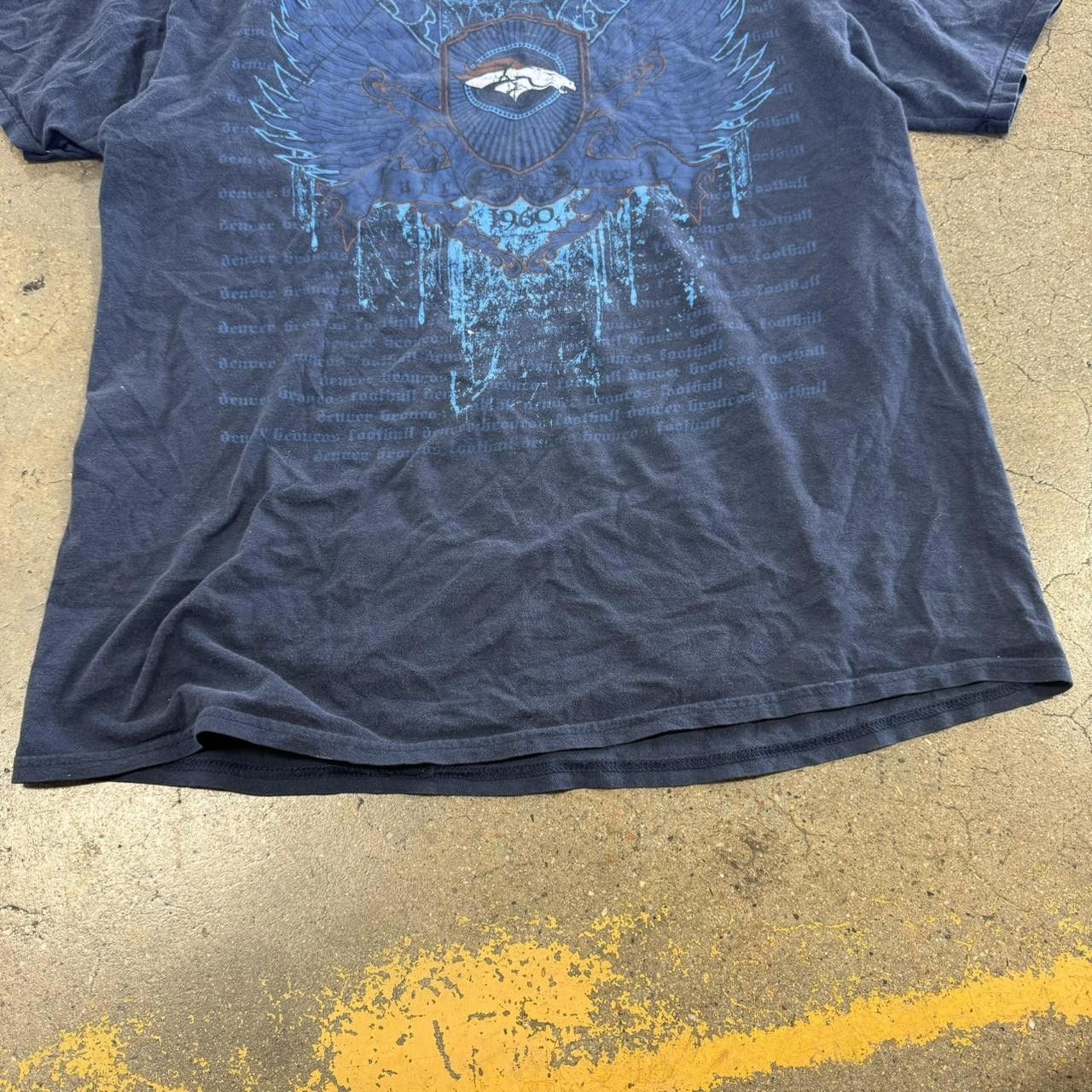 NFL × Vintage Vintage Y2K Denver Broncos Tribal Affliction Like T Shirt Size US XL / EU 56 / 4 - 3 Thumbnail