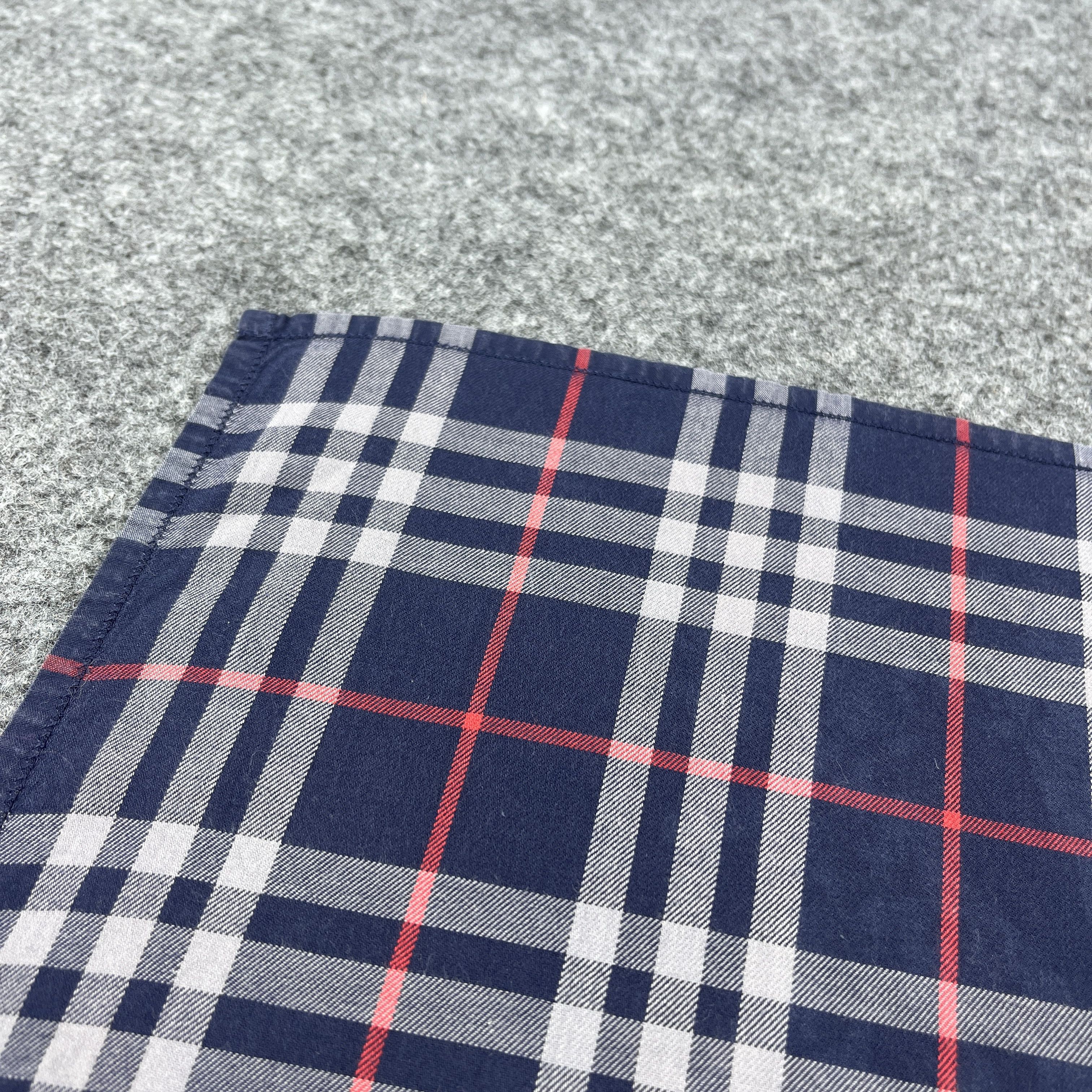 Burberry Burberry Handkerchief / Bandana / Neckerchief B962 Size ONE SIZE - 8 Thumbnail