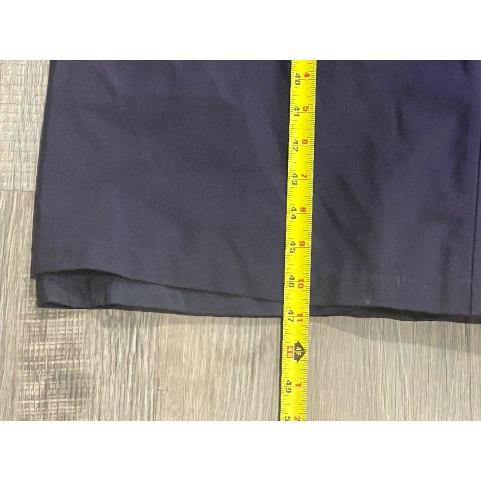 Eddie Bauer Eddie Bauer Windbreaker Rain Coat / Purple / Women Petite Large / Polyester / Rain Jacket / Coat / Windbreaker / Rain Coat / PL / Vintage: No Size L / US 10 / IT 46 - 2 Thumbnail