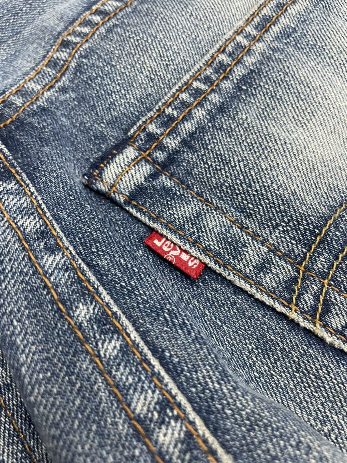 Levi's × Vintage Levis 502 Vintage Japan Button Lightwash Zipfly Size US 29 - 11 Thumbnail