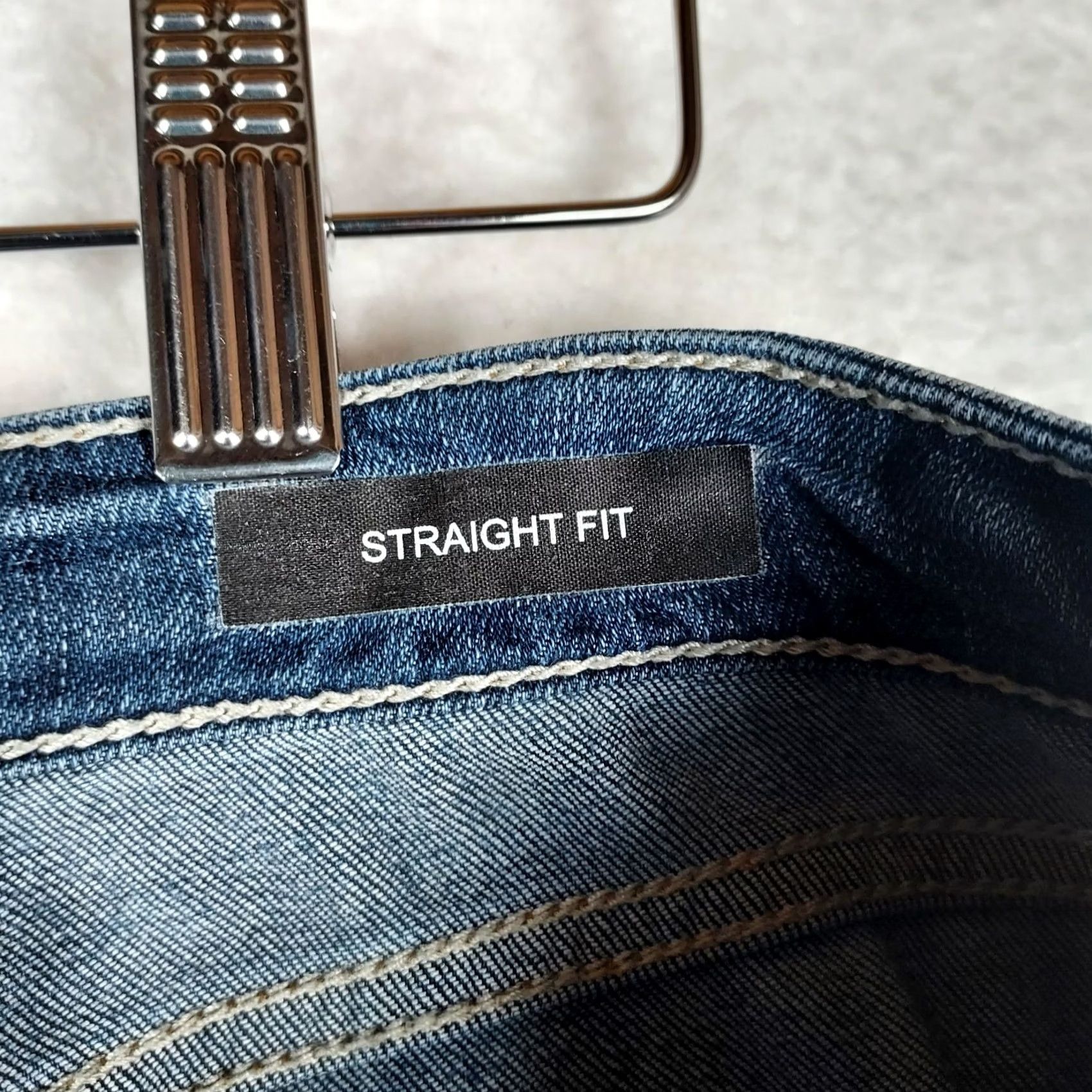 Vintage Judy Blue Women’s Straight Fit Jeans Size 28 Medium Wash Stretch Denim 5-Pocket Zip Regular Rise Mid Blue Womens Jeans Size 28" / US 6 / IT 42 - 7 Thumbnail