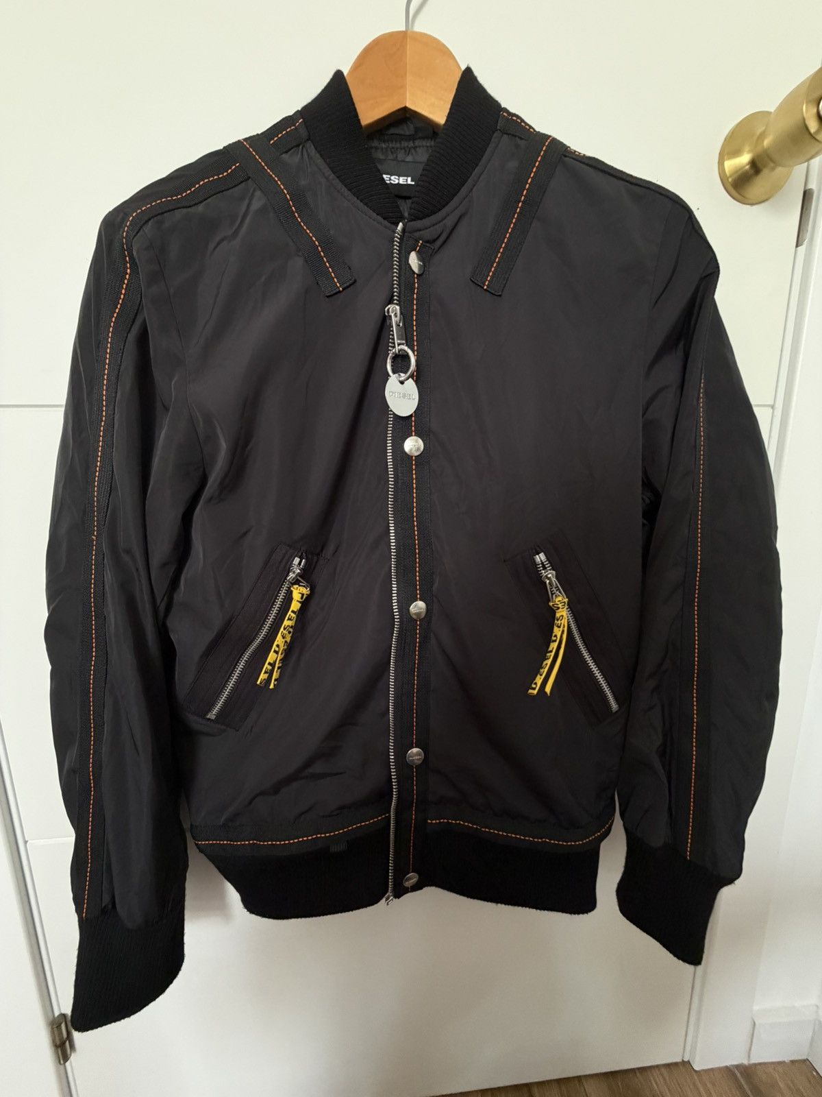Diesel Diesel J-Shark Bomber Jacket Black Techwear Y2K Size US S / EU 44-46 / 1 - 2 Thumbnail