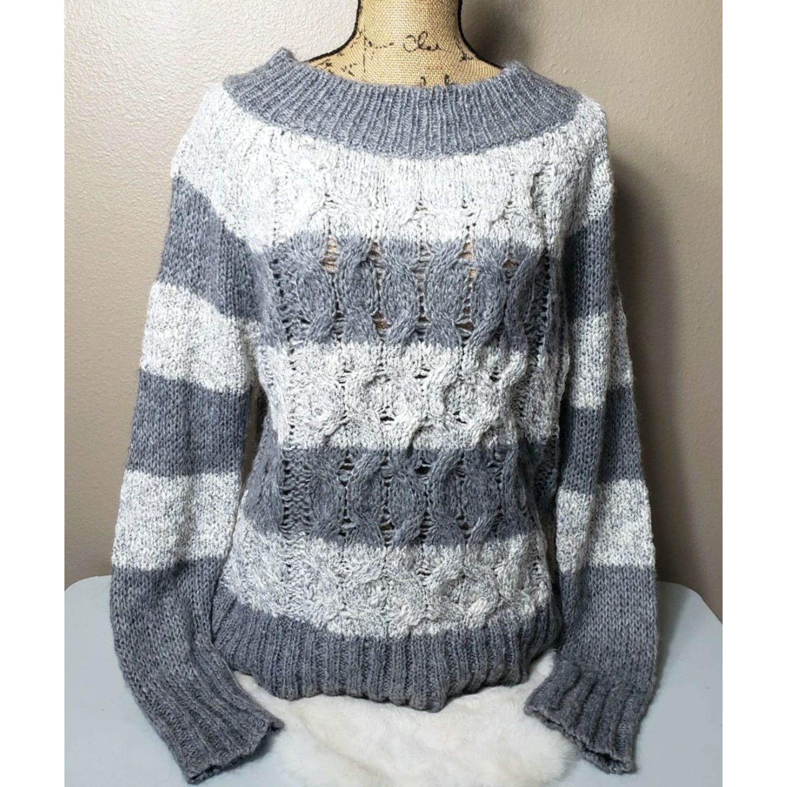Nine West VINTAGE Nine West Vintage America Wool Alpaca Blend Cable Knit Sweater-Size M Gray Striped Crewneck Pullover Women M Size M / US 6-8 / IT 42-44 - 2 Thumbnail