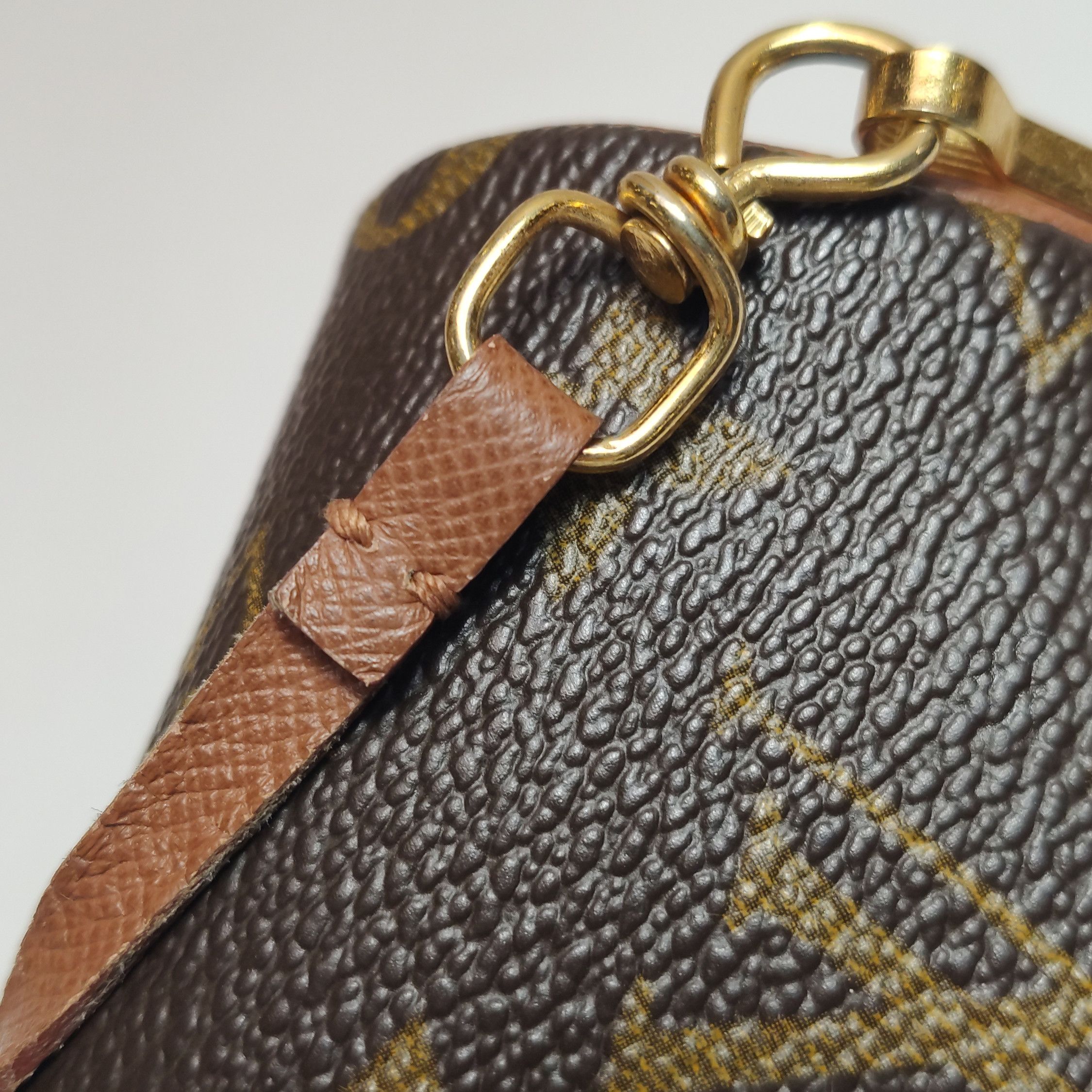 Louis Vuitton Louis Vuitton (LV) Papillon Mini Cowhide Monogram Printed D Size ONE SIZE - 5 Thumbnail