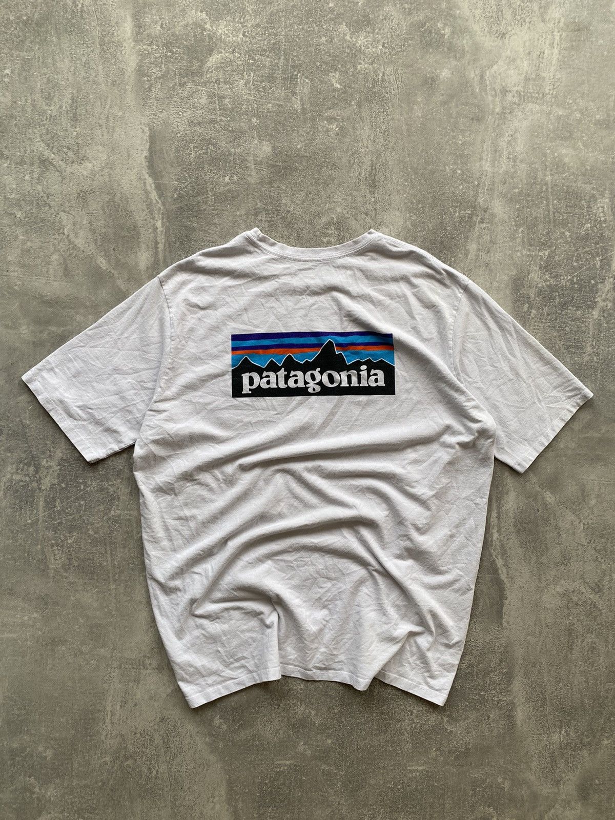 Patagonia × Vintage Vintage Patagonia White Tshirt Size US XXL / EU 58 / 5 - 1 Thumbnail