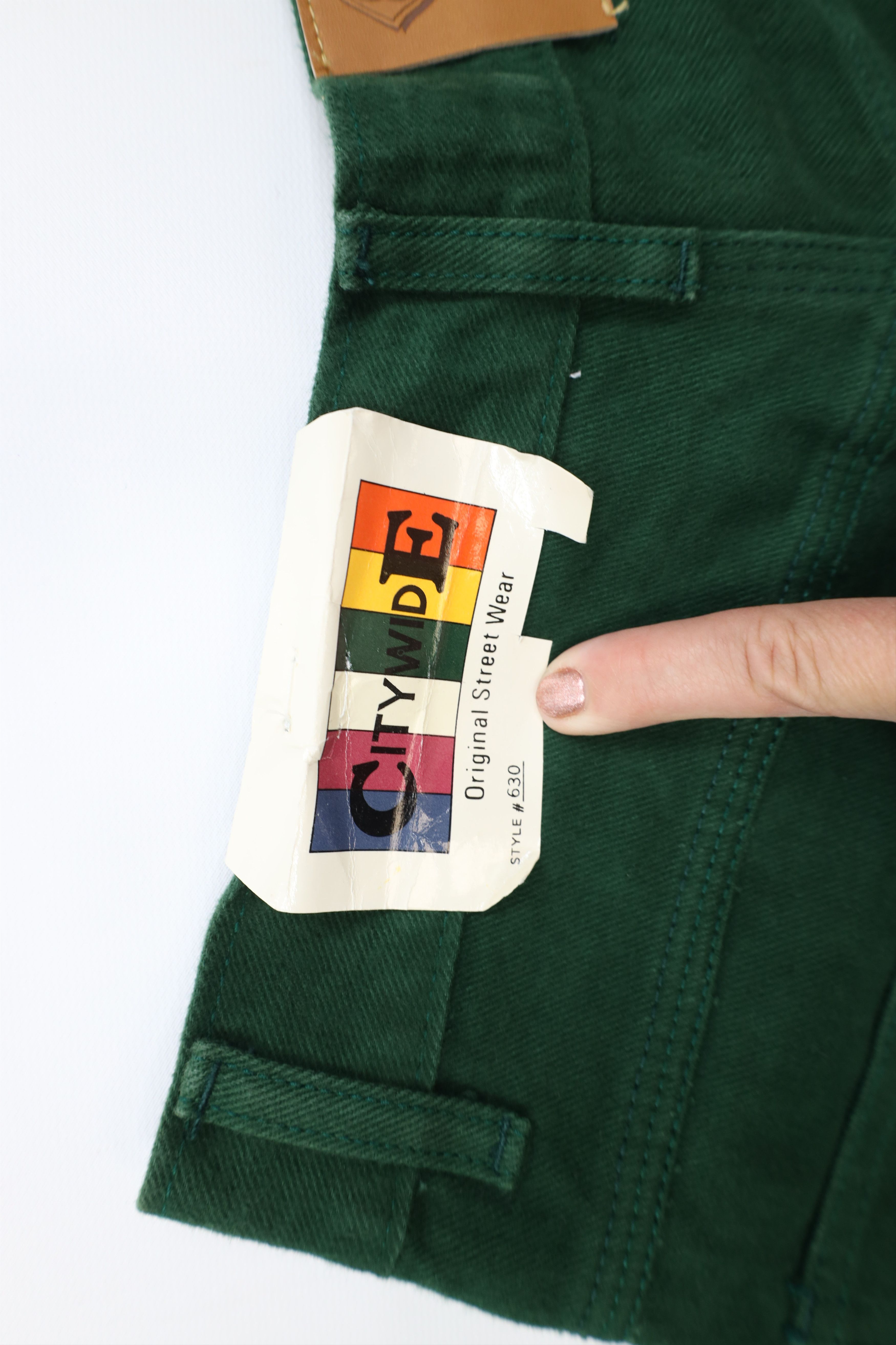 Vintage Deadstock Vintage 90s Streetwear Fit Shorts Green Cotton Size US 30 / EU 46 - 14 Thumbnail