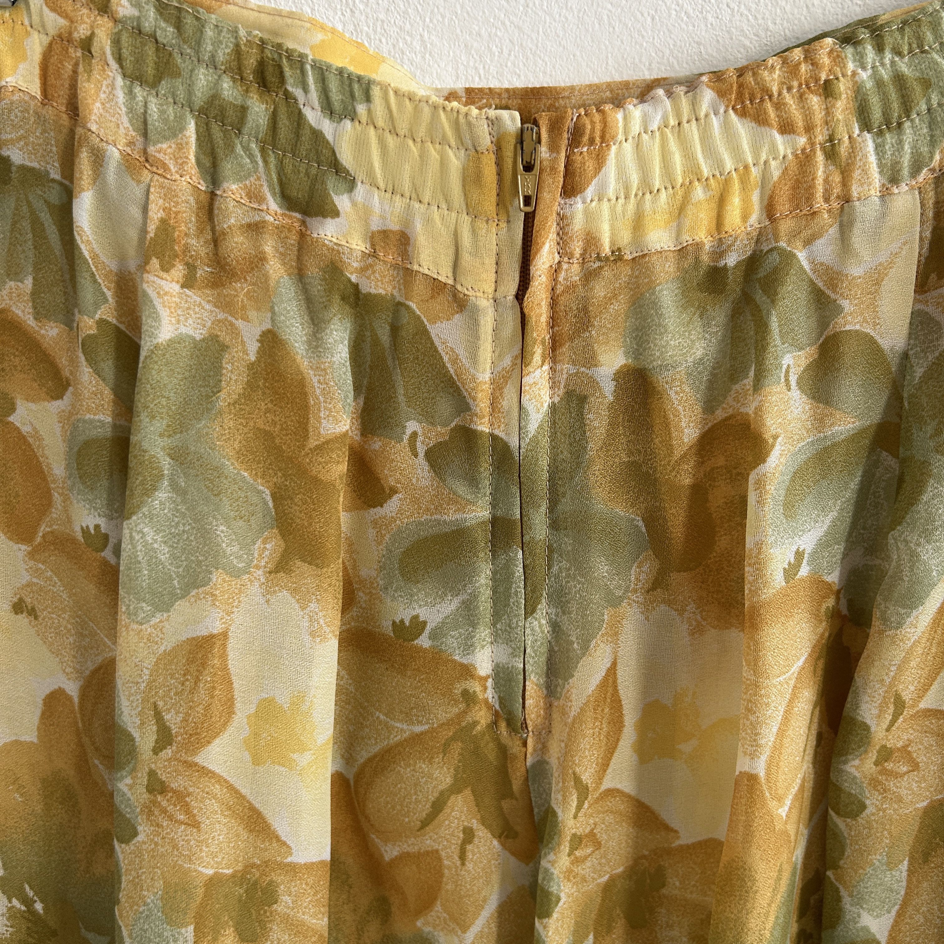 Vintage Vintage 90s Floral Midi Skirt Size 30" / US 8 / IT 44 - 12 Thumbnail