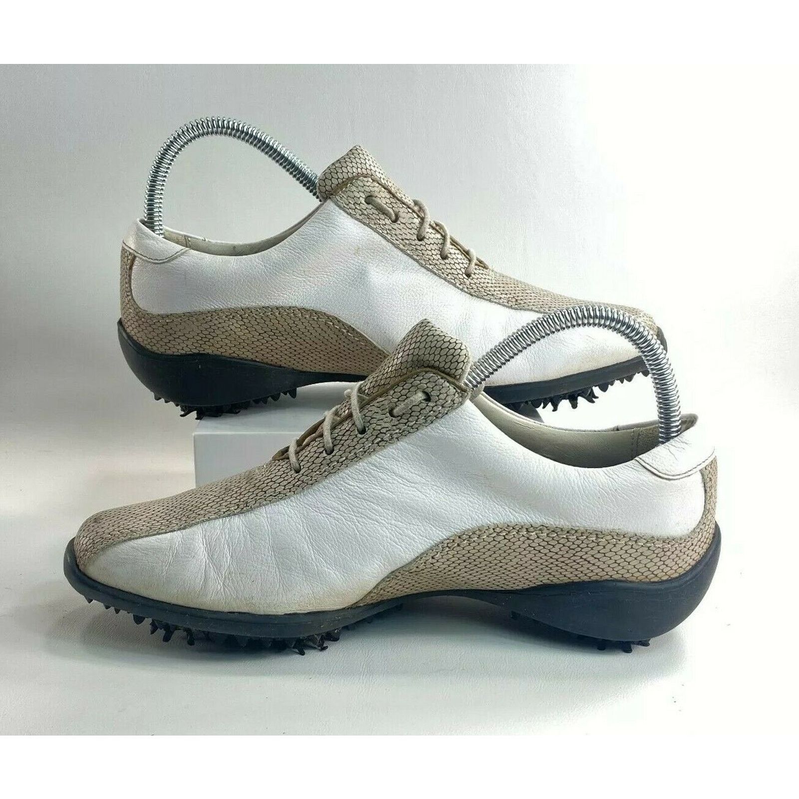 Footjoy Footjoy LoPro Golf Shoe Womens Size 7 97208 White Beige Size US 7 / IT 37 - 6 Thumbnail
