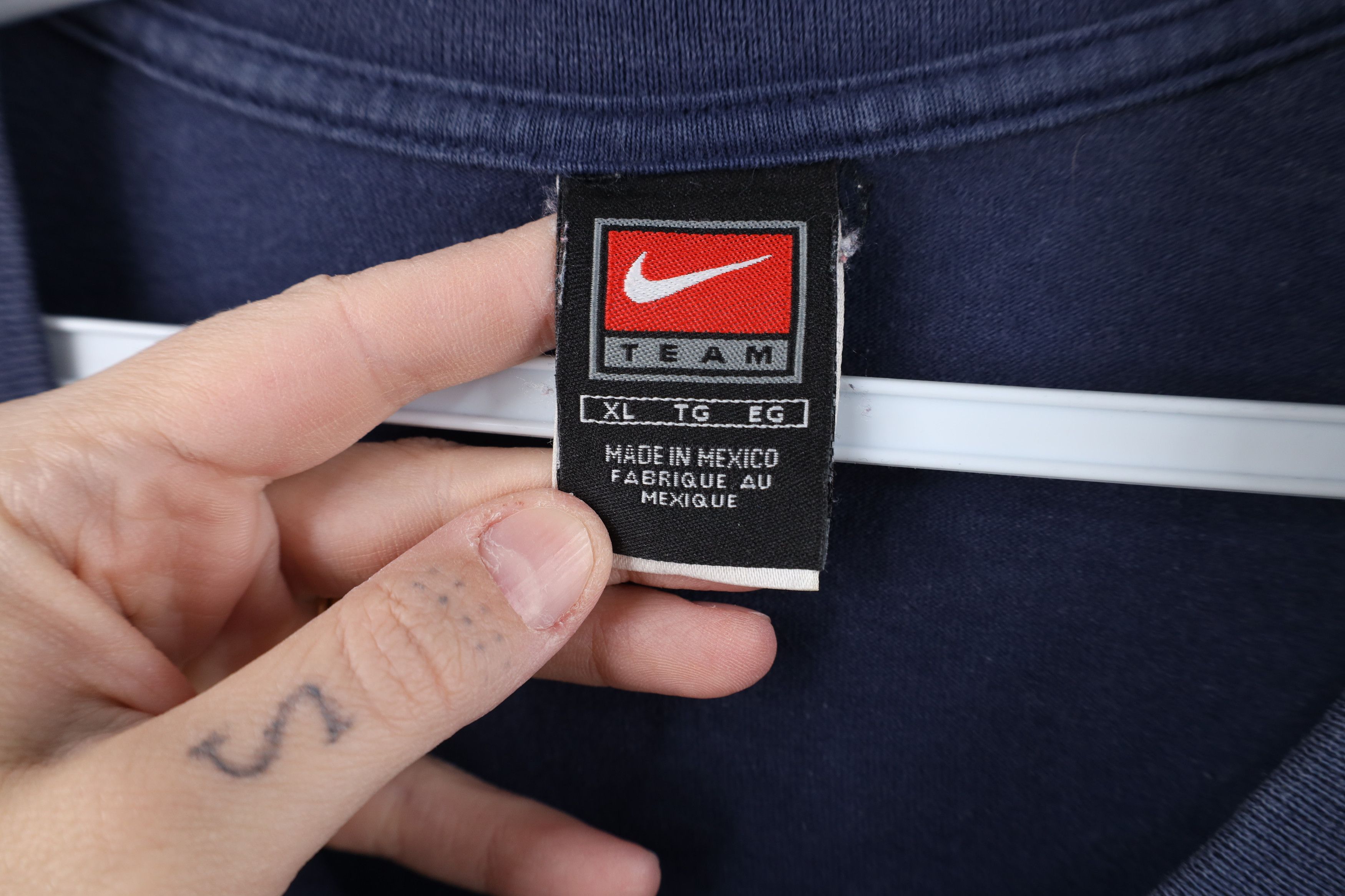 Nike Vintage Nike Scott Mini Swoosh Long Sleeve T-Shirt Blue Size US XL / EU 56 / 4 - 7 Thumbnail